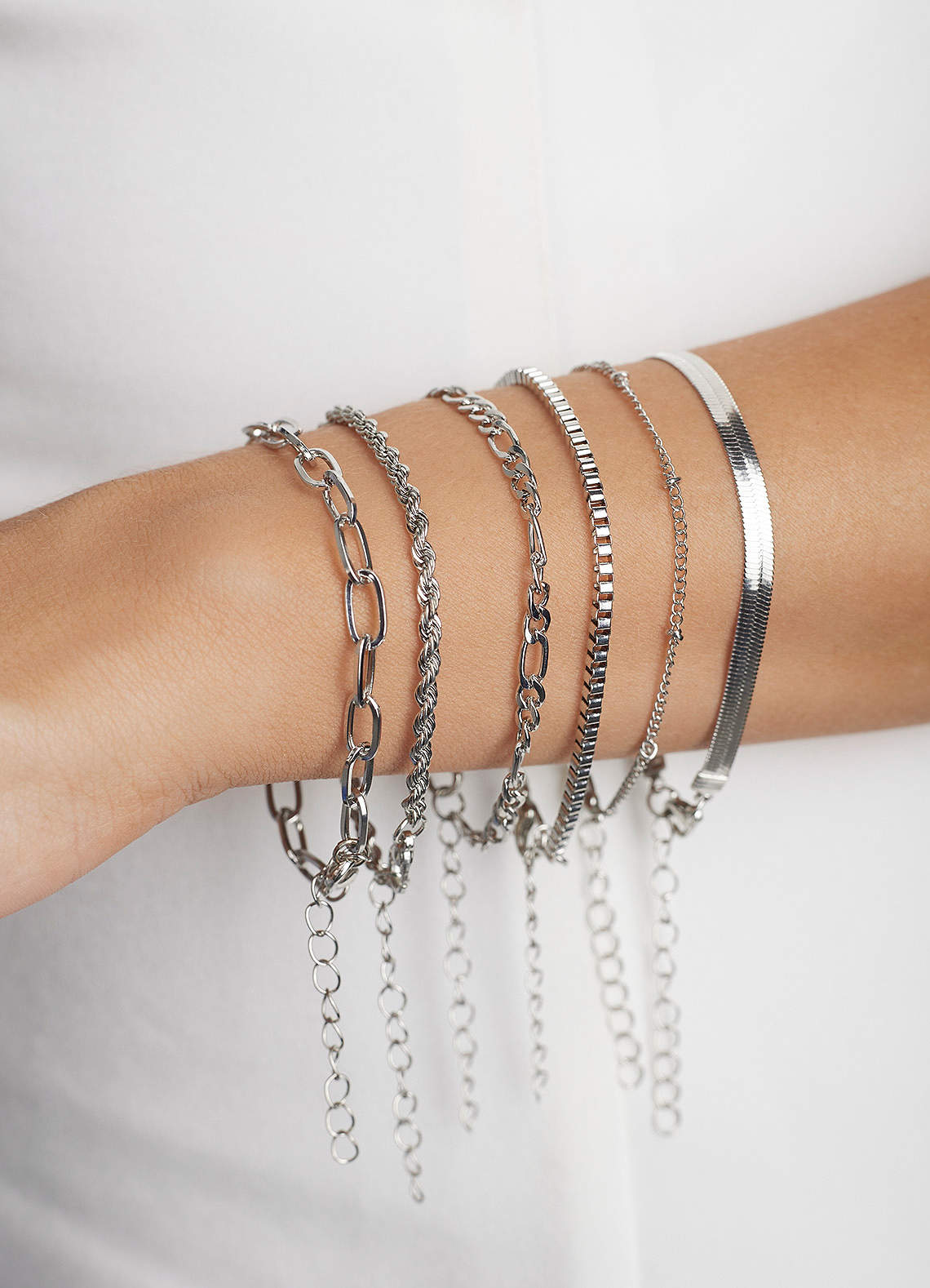 front Multi Chain 6-Piece Bracelet Set