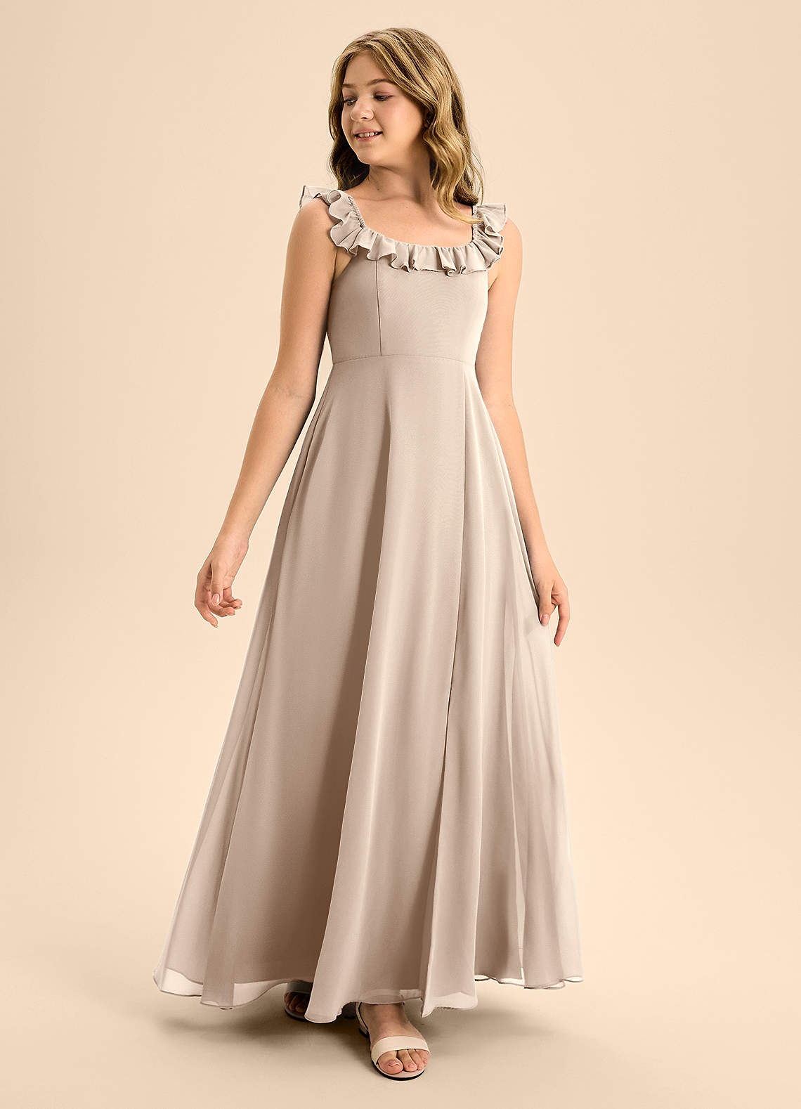 Azazie Callie Junior Vestido Cinza de Chiffon de Linha A com Ruched image1