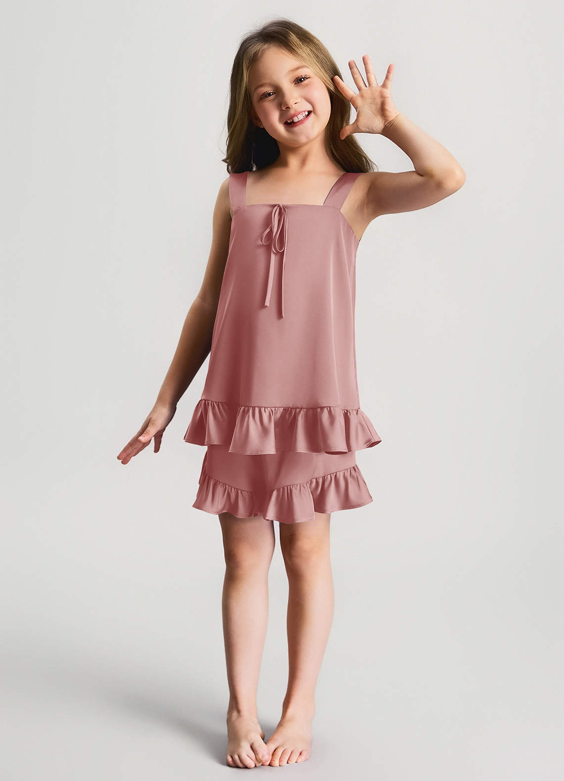 front Ensemble pyjama fille : haut à volants en satin et short