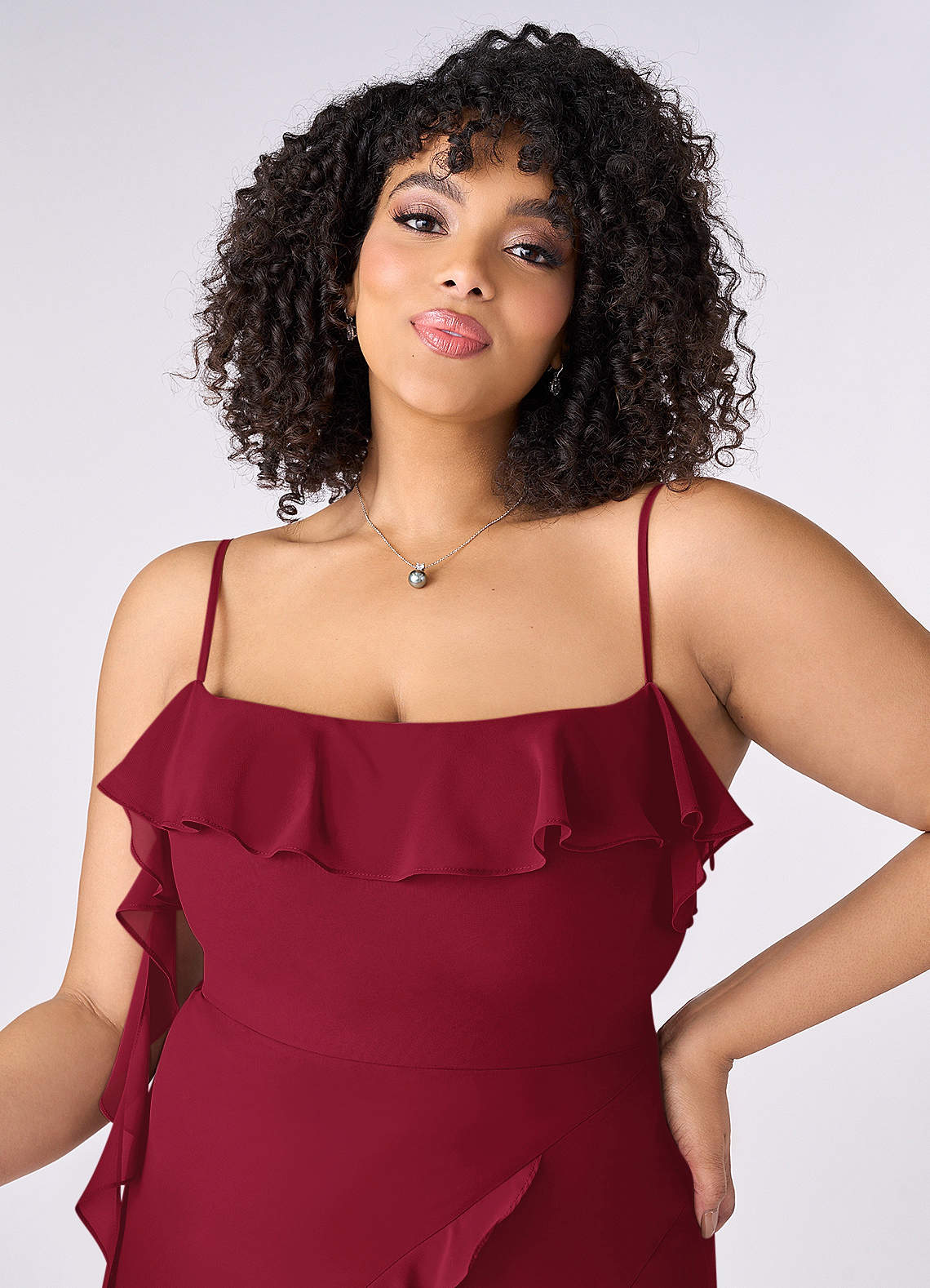 Barbie ♥ Azazie Robes de demoiselle d'honneur Robe Fourreau en Mousseline de soie Arc Bourgogne image9