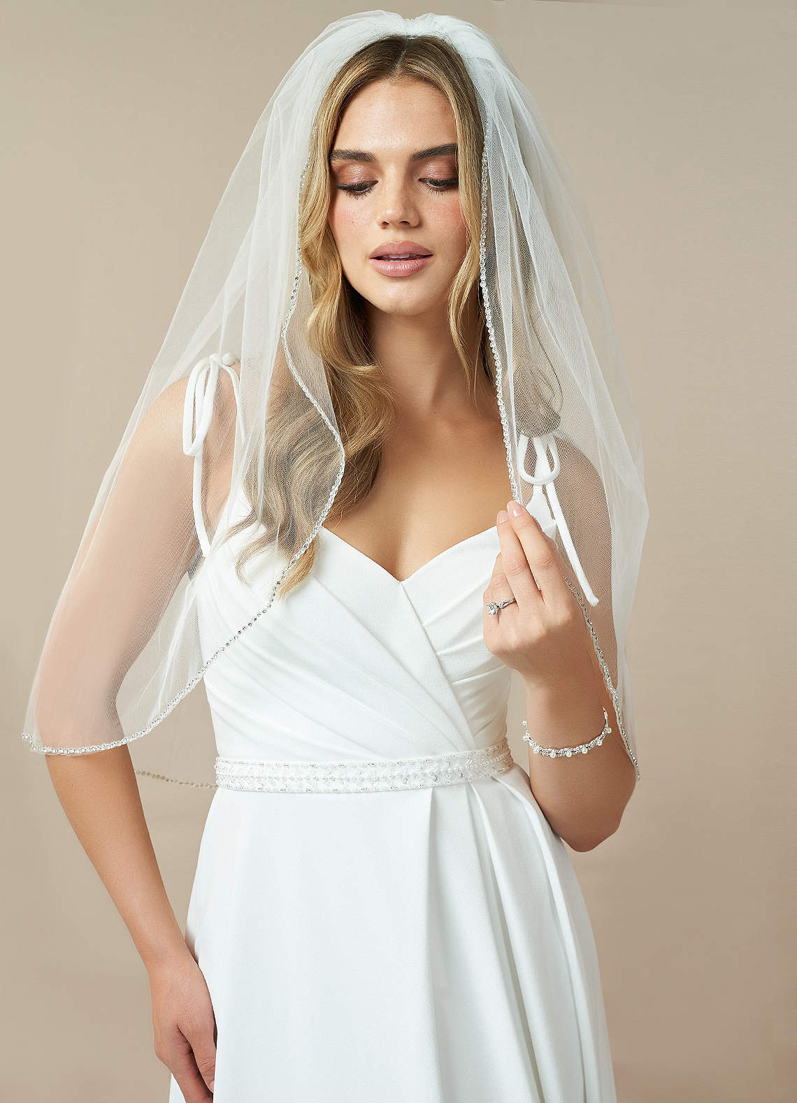 front Paula Beads Waist Length Veil