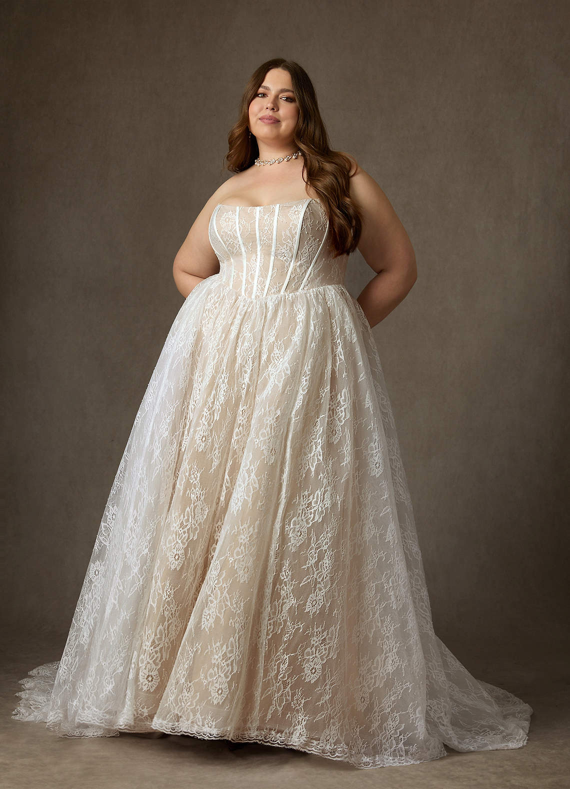 Azazie Demetria Bröllopsklänningar Klä av Balklänning i Spets Axelbandslös Diamant Vit Naken image1