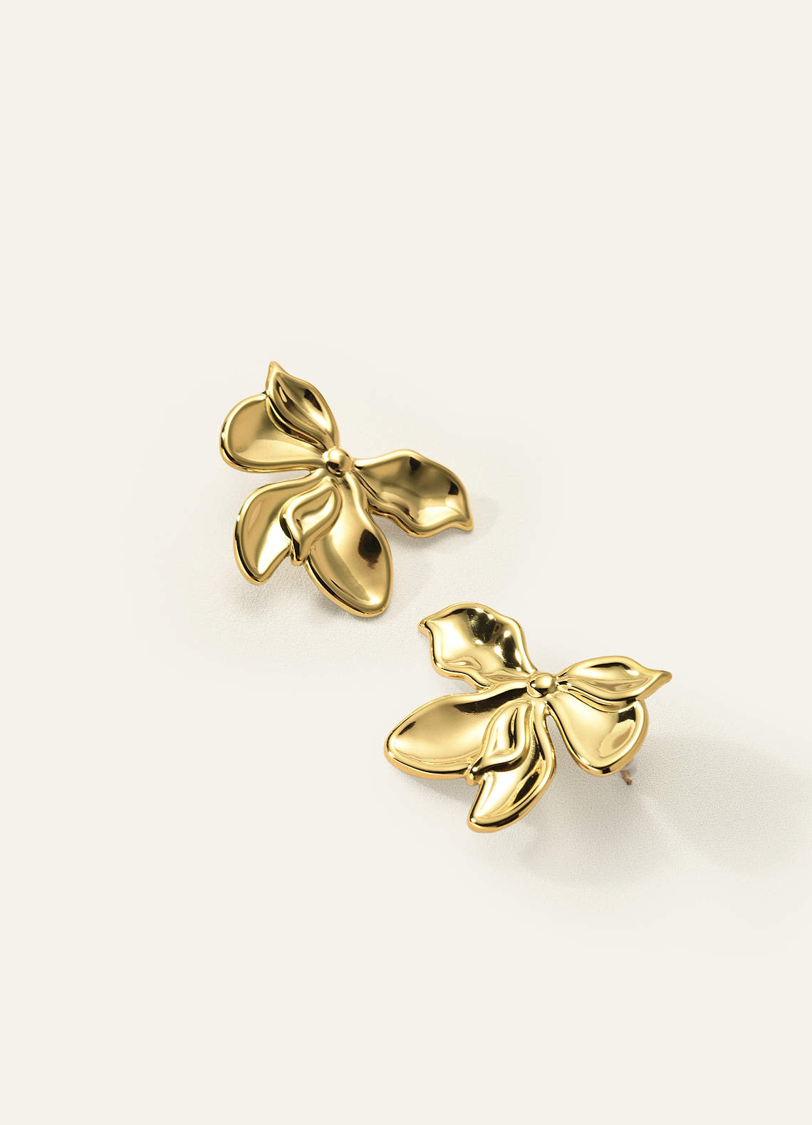 front 18K Gold Plated Flower-Shaped Jewelry Set