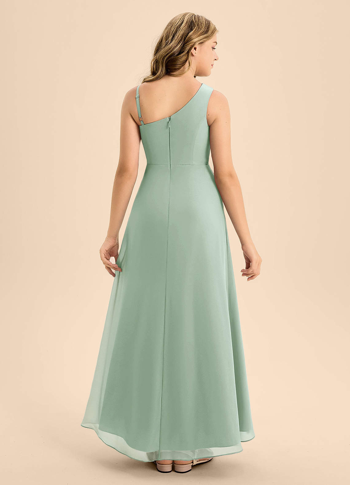 Azazie Brooke Junior Abito A-Line in Chiffon Spacco Laterale Agave image1