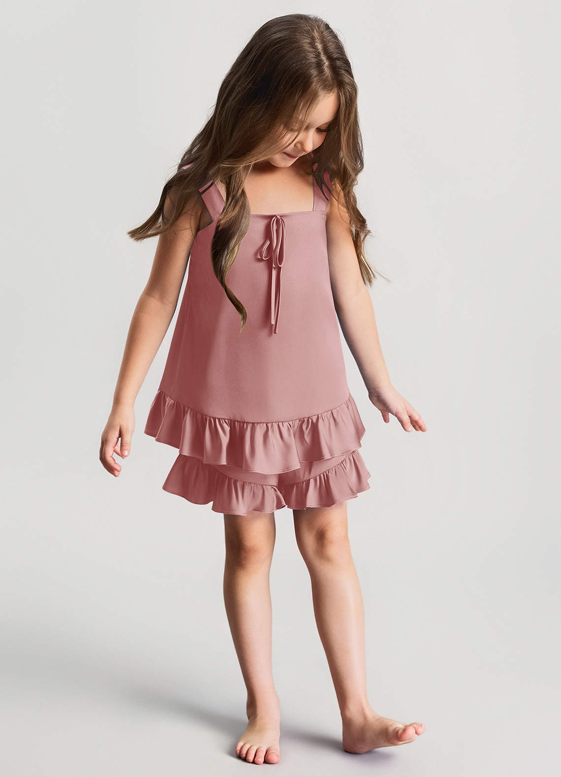 front Ensemble pyjama fille : haut à volants en satin et short