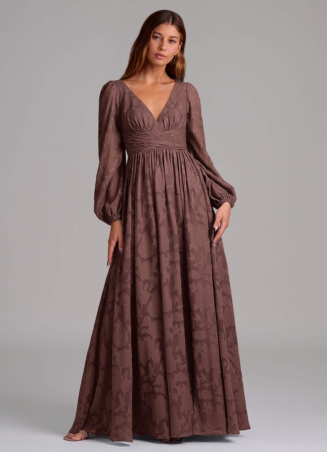 Azazie Norah Vestidos de damas de honor Vestido de Expresado de Devorado Floral de Corte en A con Manga larga image1