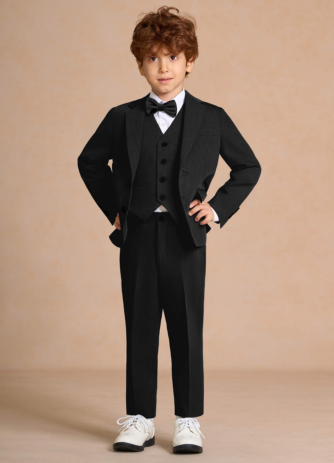 front Oliver Black Boys 5-Piece Suit With Bow Tie