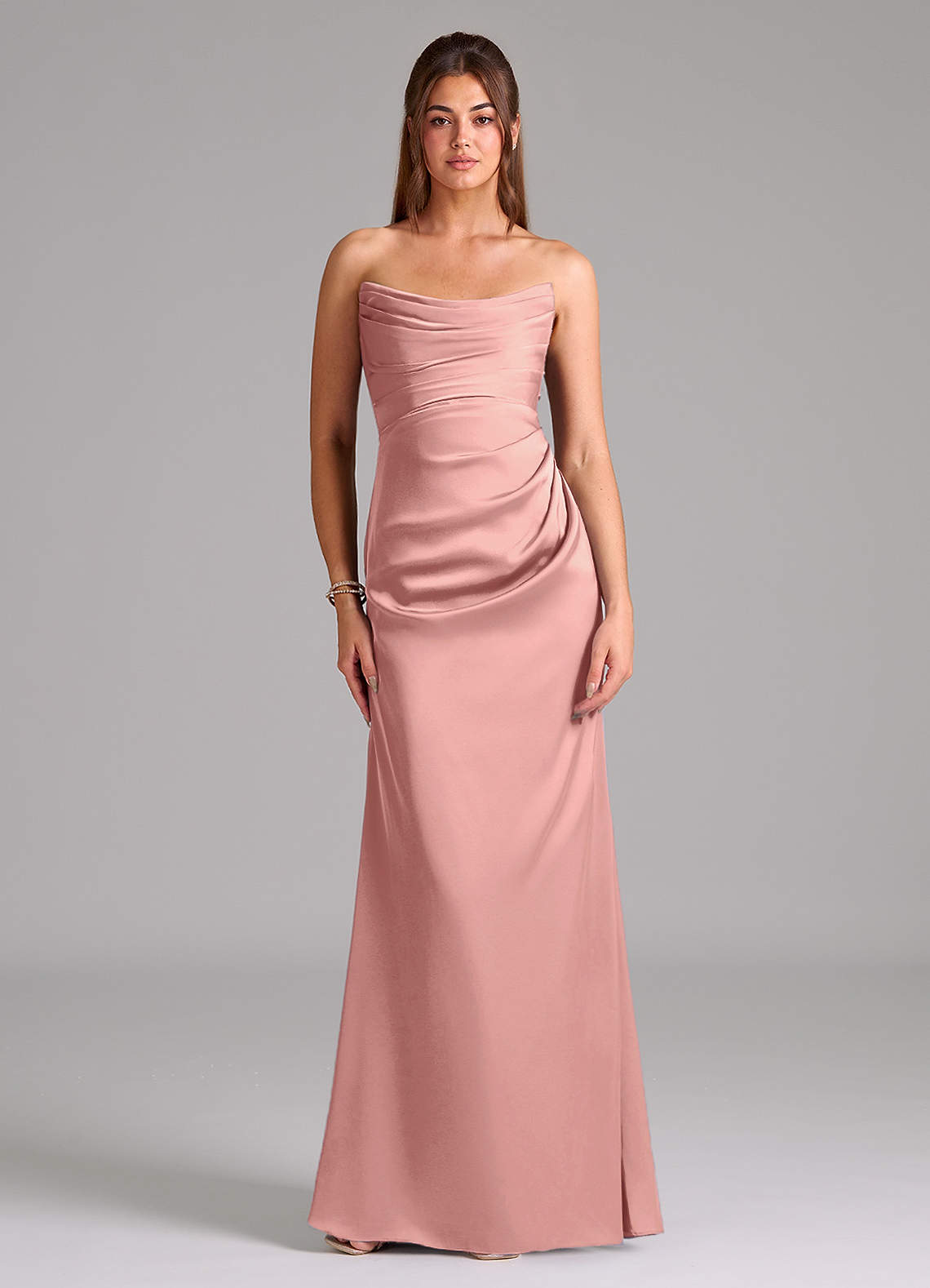 Azazie Lucille Vestidos de damas de honor Vestido de Rosetón de Satén Elástico de Corte Sirena Convertible con Sin tirantes image1