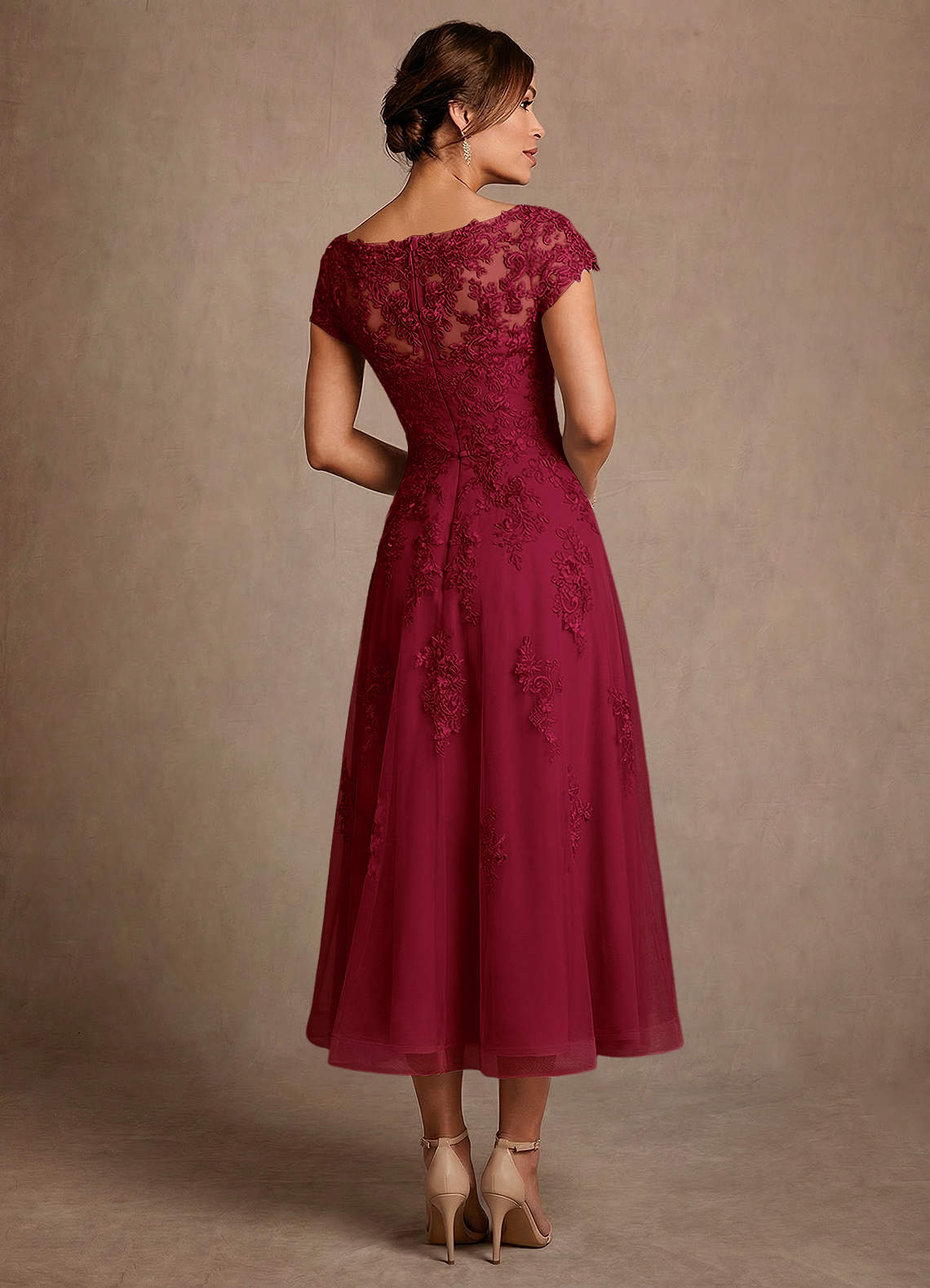 Azazie Jolanda Mère de la mariée Robes Robe Trapèze en Dentelle Bourgogne image1