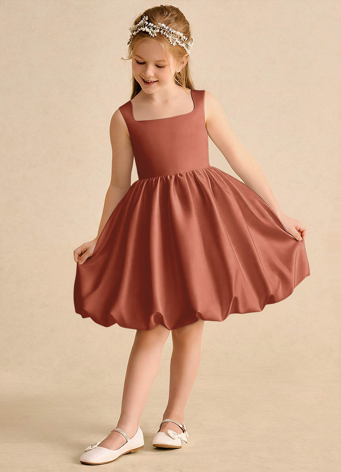 Azazie Nirvana Robe Demoiselle D'honneur Fillette Robe Princesse en Mat Satiné Rayé Auburn image2