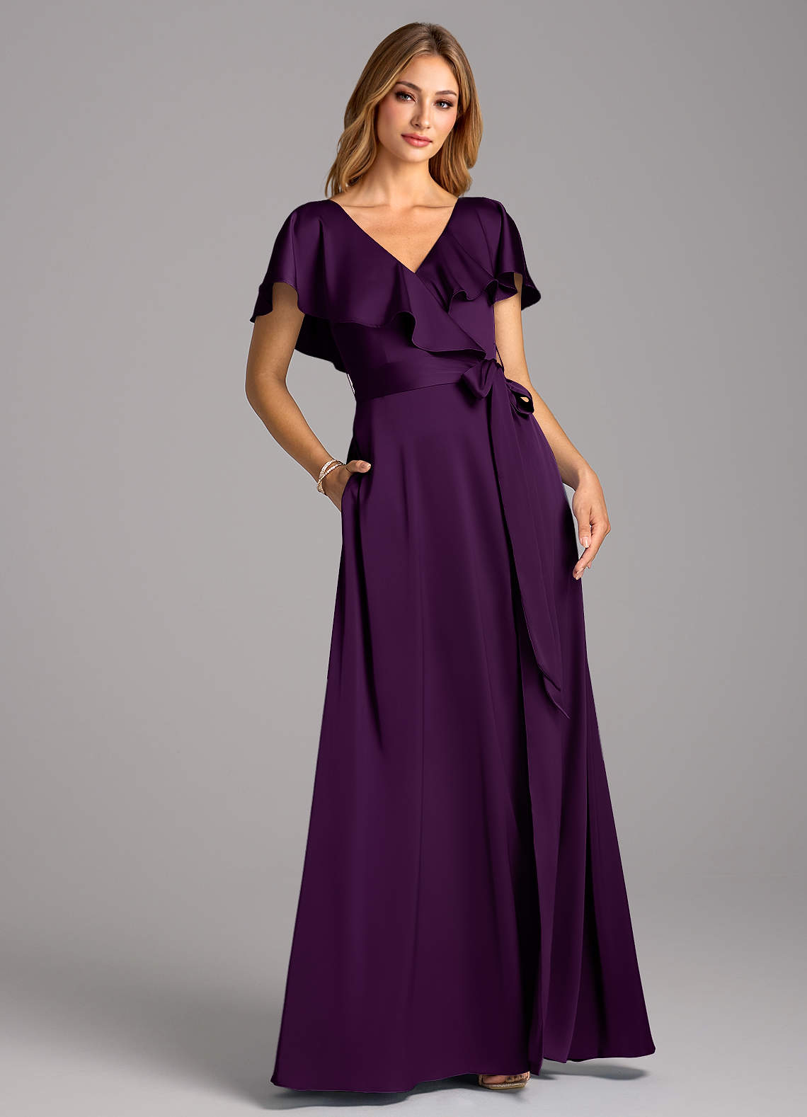 Azazie Lainey Robes de demoiselle d'honneur Robe Trapèze en Satin extensible avec poches Grain De Raisin image1