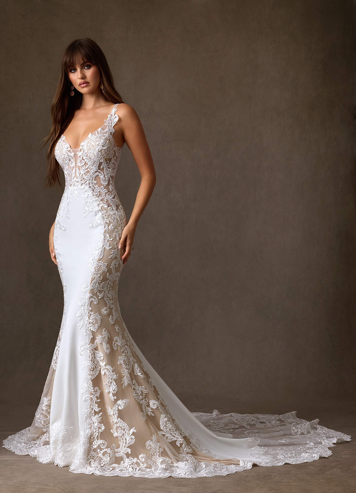 Azazie Estephanie Probar vestidos en casa Vestido de Blanco Diamante Nude de Crepé elástico de Corte Sirena con Lentejuela image6