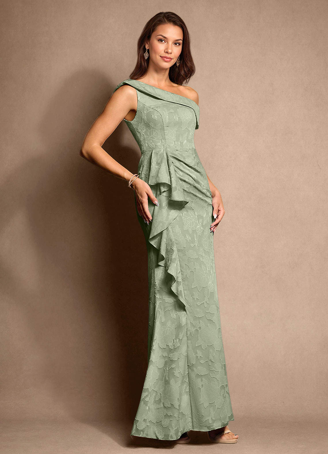 Azazie Hamptons vestidos de madre de la novia Vestido de Agave de Devorado Floral de Corte En A con Plisado image3
