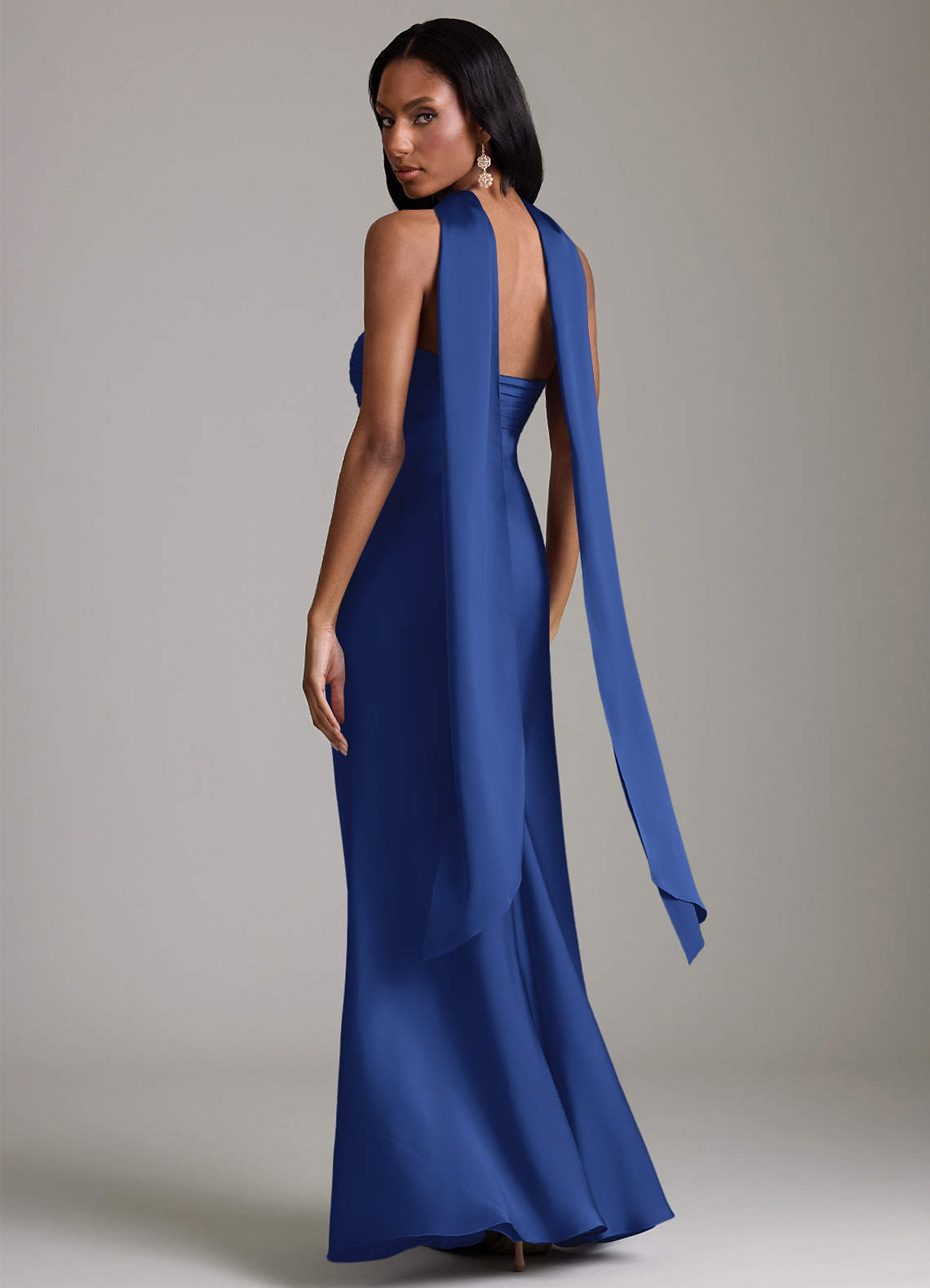 Azazie Saylor Vestidos de madrinha de casamento Vestido Royal Blue de Cetim elástico de sereia com Sem Alças image7