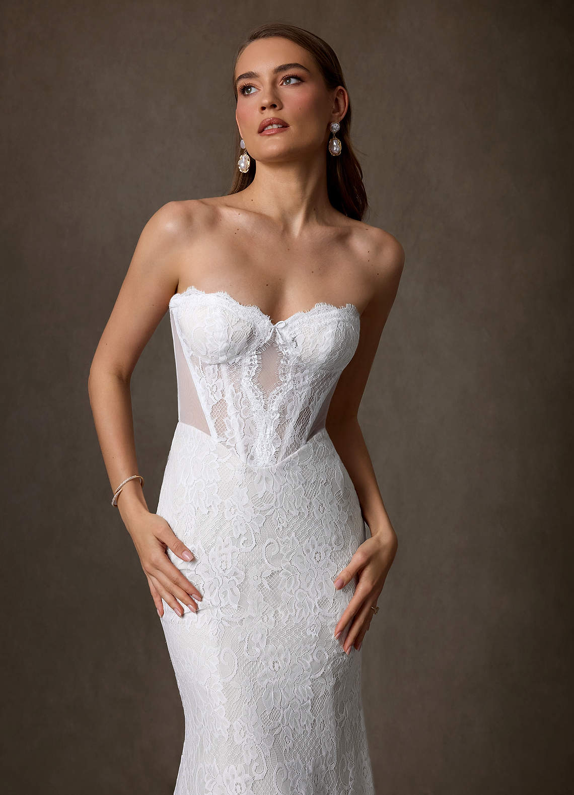 Azazie Issa Vestidos de noiva Vestido Diamante Branco de Renda de Bainha com Sem alças image9