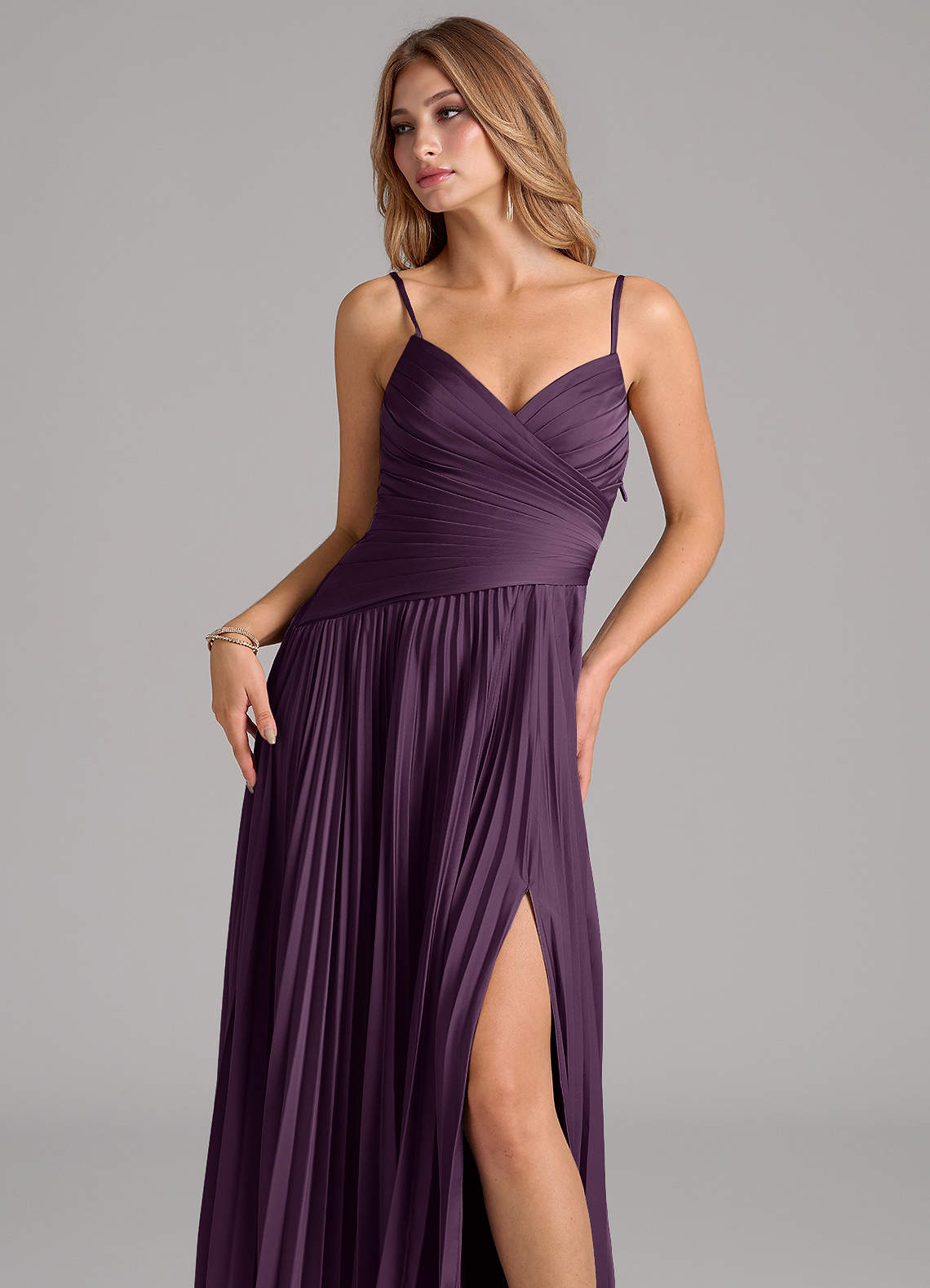 Azazie Vini Robe de demoiselle d'honneur en Prune Azazie - Main Image