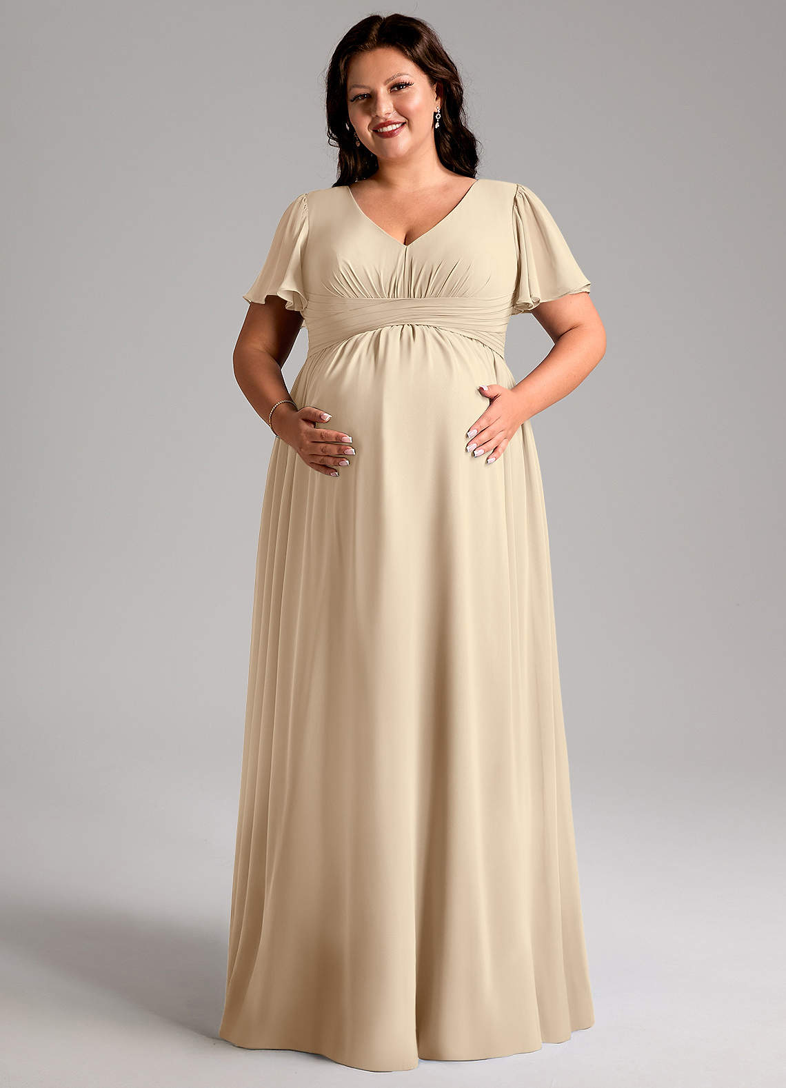 Azazie Verna vestidos de dama de honor de maternidad Vestido de Corte en A Cuello en V fruncido Hasta el suelo Gasa image10