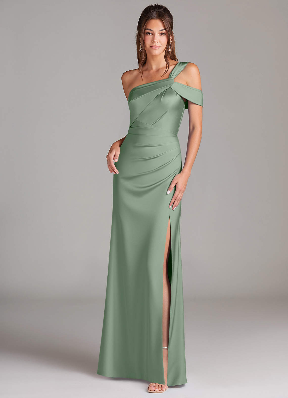 Azazie Wynter Brautjungfernkleider Etui Schulterfrei Stretch-Satin Kleid Matcha image1