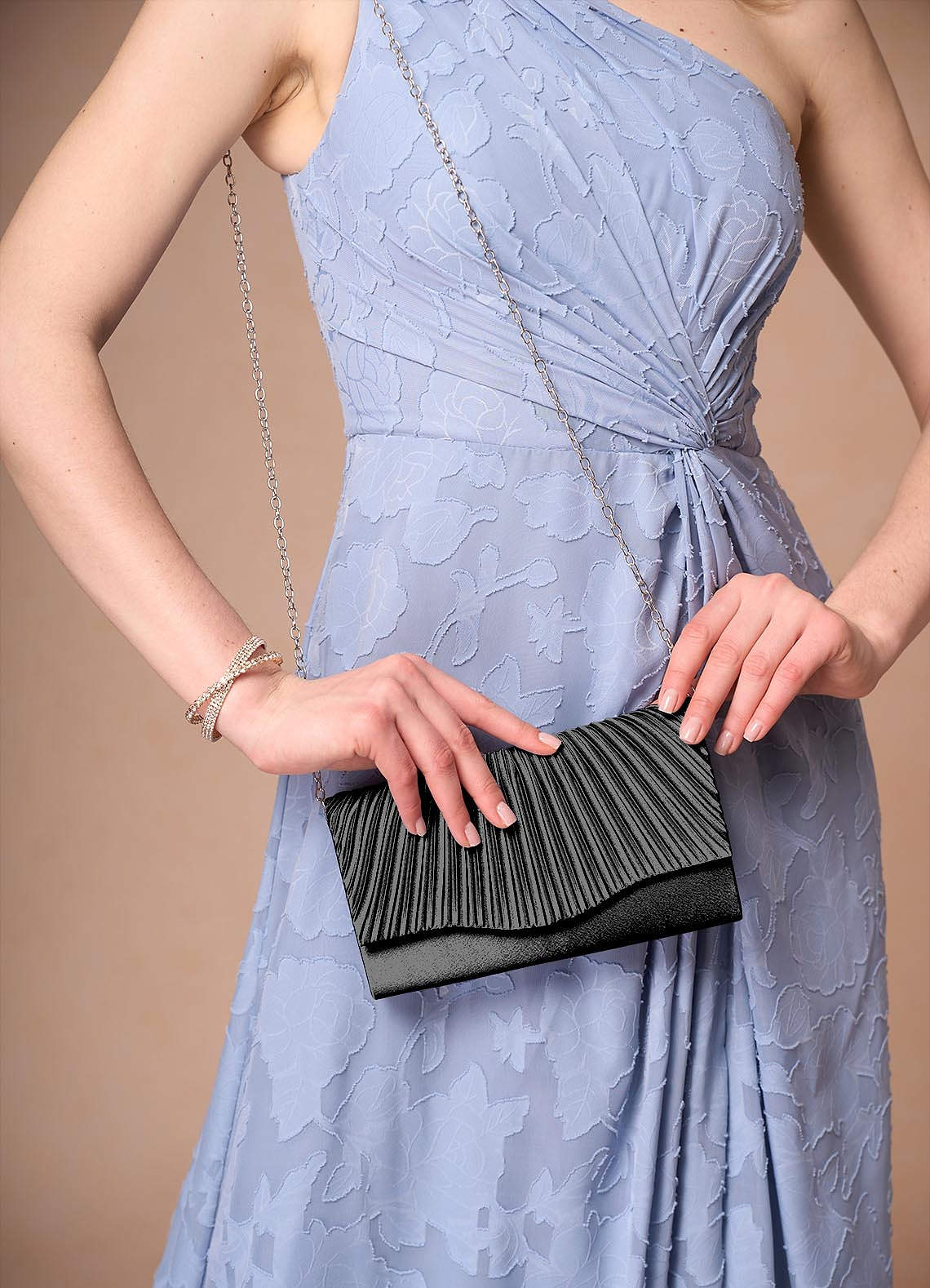 front Matching Color Metallic Satin Sandals Envelope Clutch Set