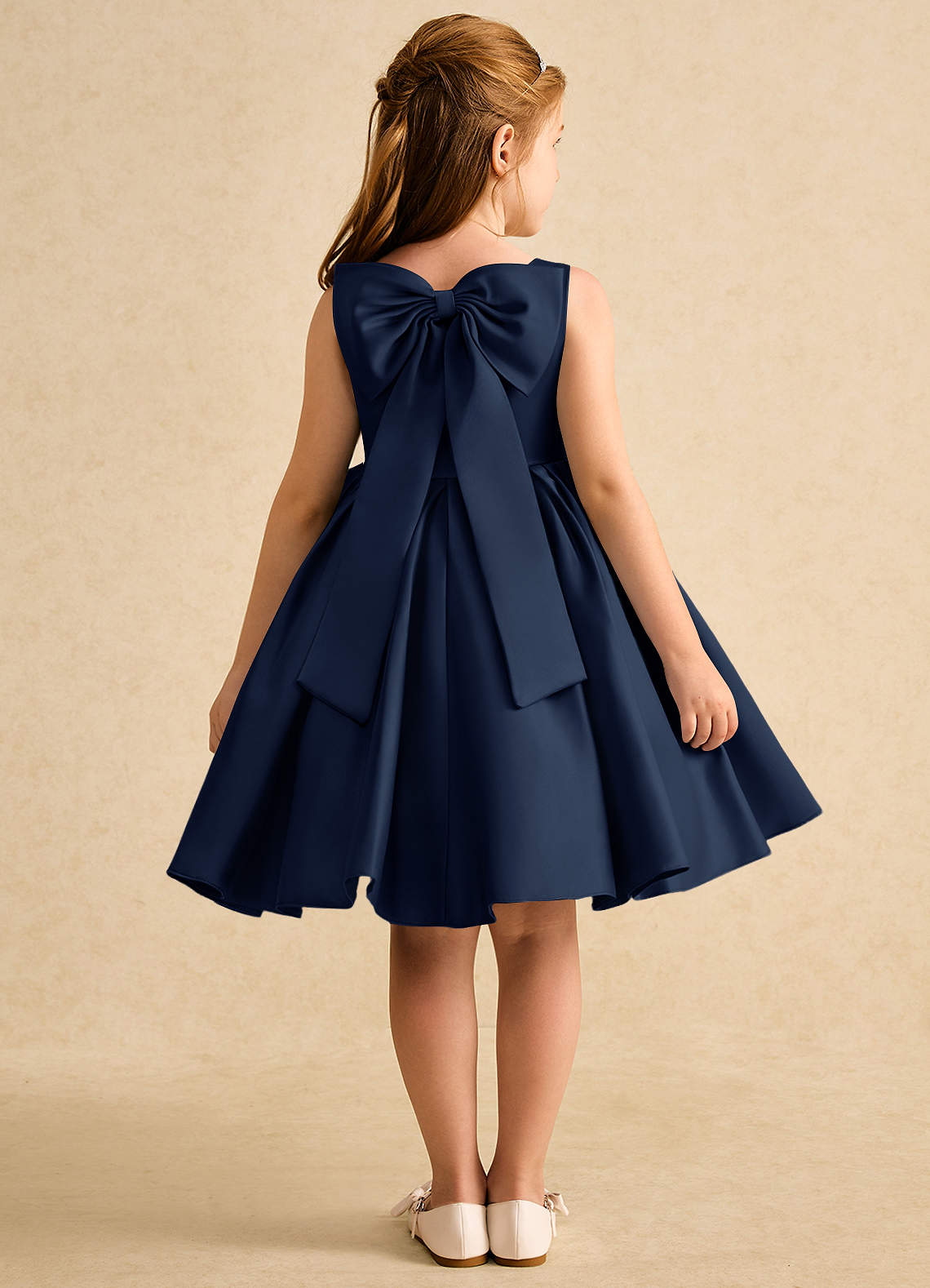 Azazie Jessie Blumenmädchenkleider A-Linie Schleifen Matte Satin Kleid Dunkelmarine image1