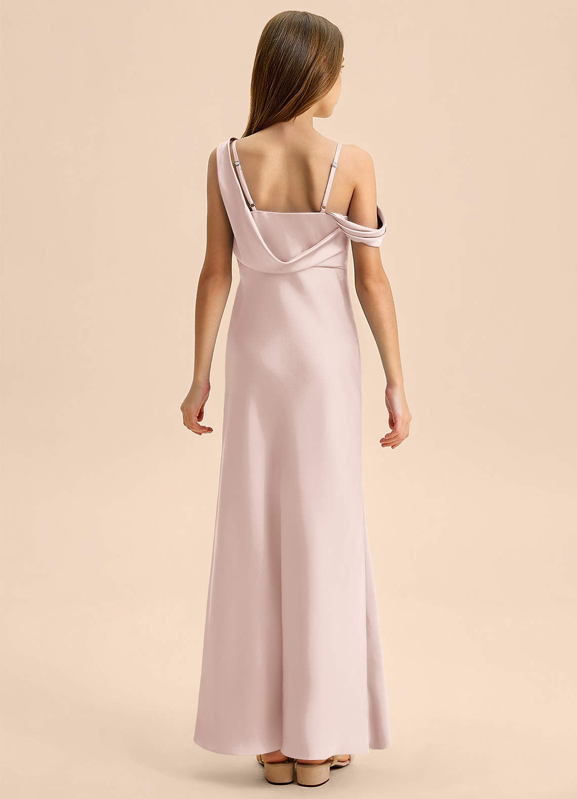 Azazie Madelyn Junior Osłona Zza ramienia Satyna elastyczna Długość podłogi Młodsza druhna Sukienka image1