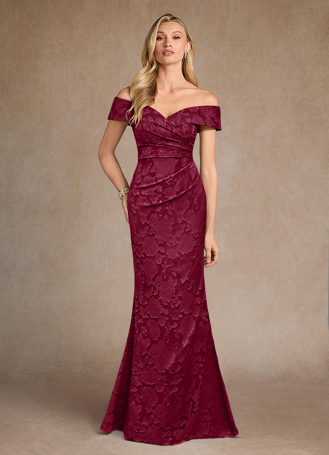 Azazie Canton vestidos de madre de la novia Vestido de Borgoña de Devorado Floral de Sirena con Vestidos sin tirantes image1