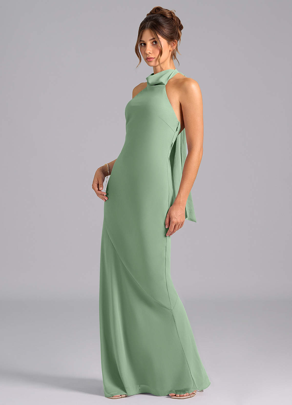 Azazie Velli Vestidos de damas de honor Vestido de Matcha de Gasa de Corte Sirena con Lazo image1