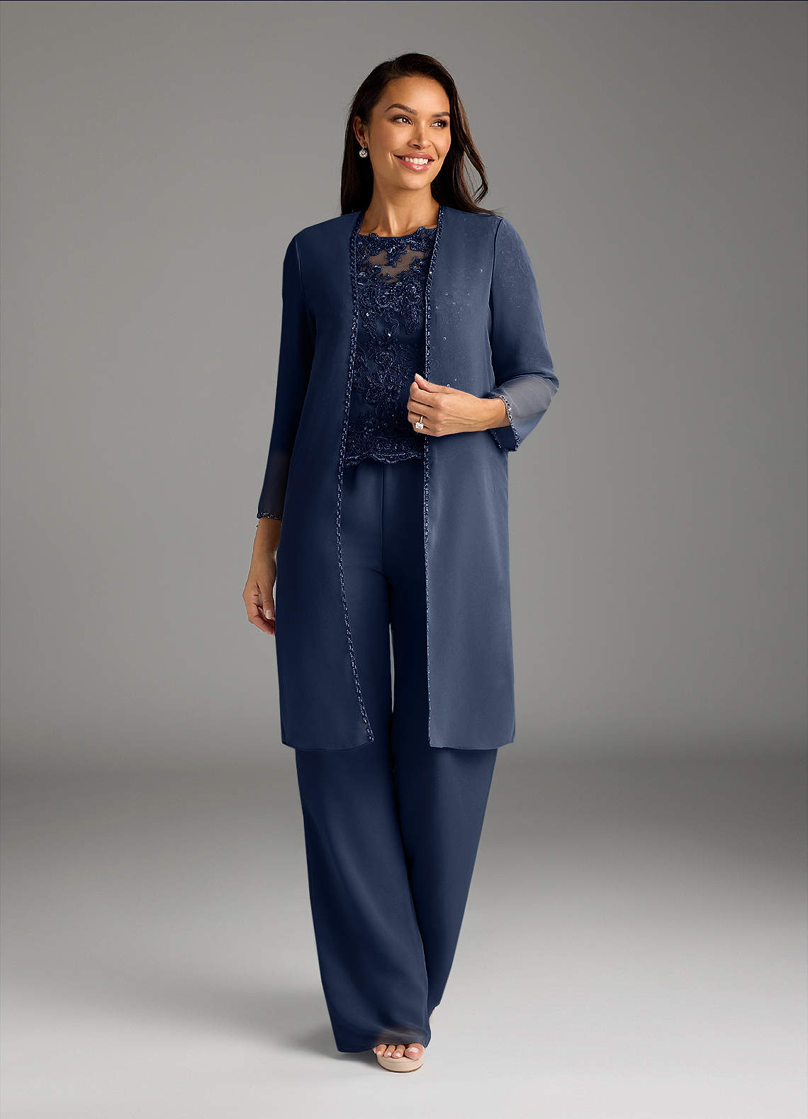 Azazie Florida Abiti per la Madre della Sposa Abito Tuta Pantaloni in Chiffon Lustrini Marino Scuro image5