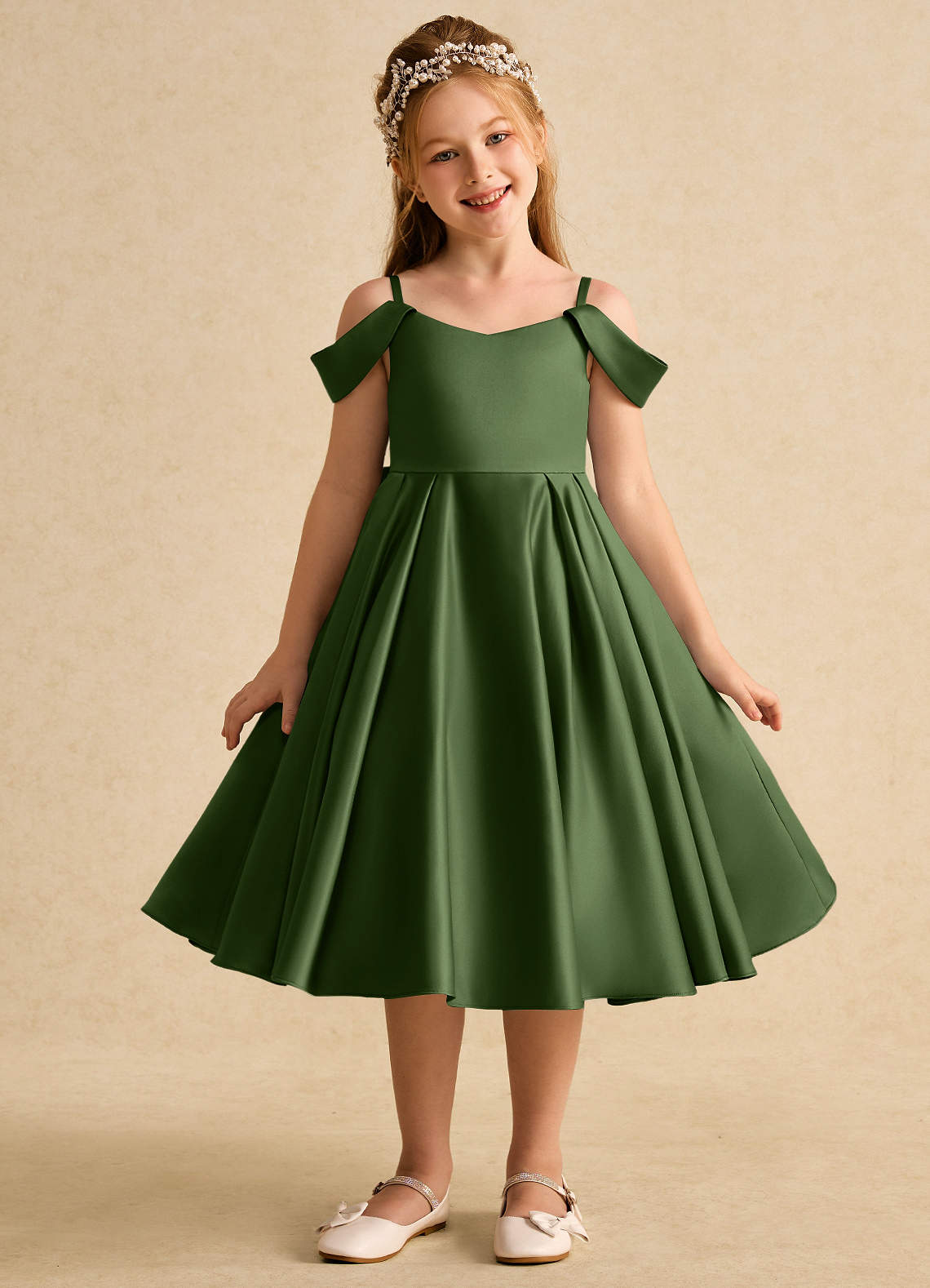Azazie Favia Jurken voor bloemenmeisjes A-Lijn Jurk van Mat Satijn Off the Shoulder Olijf image1