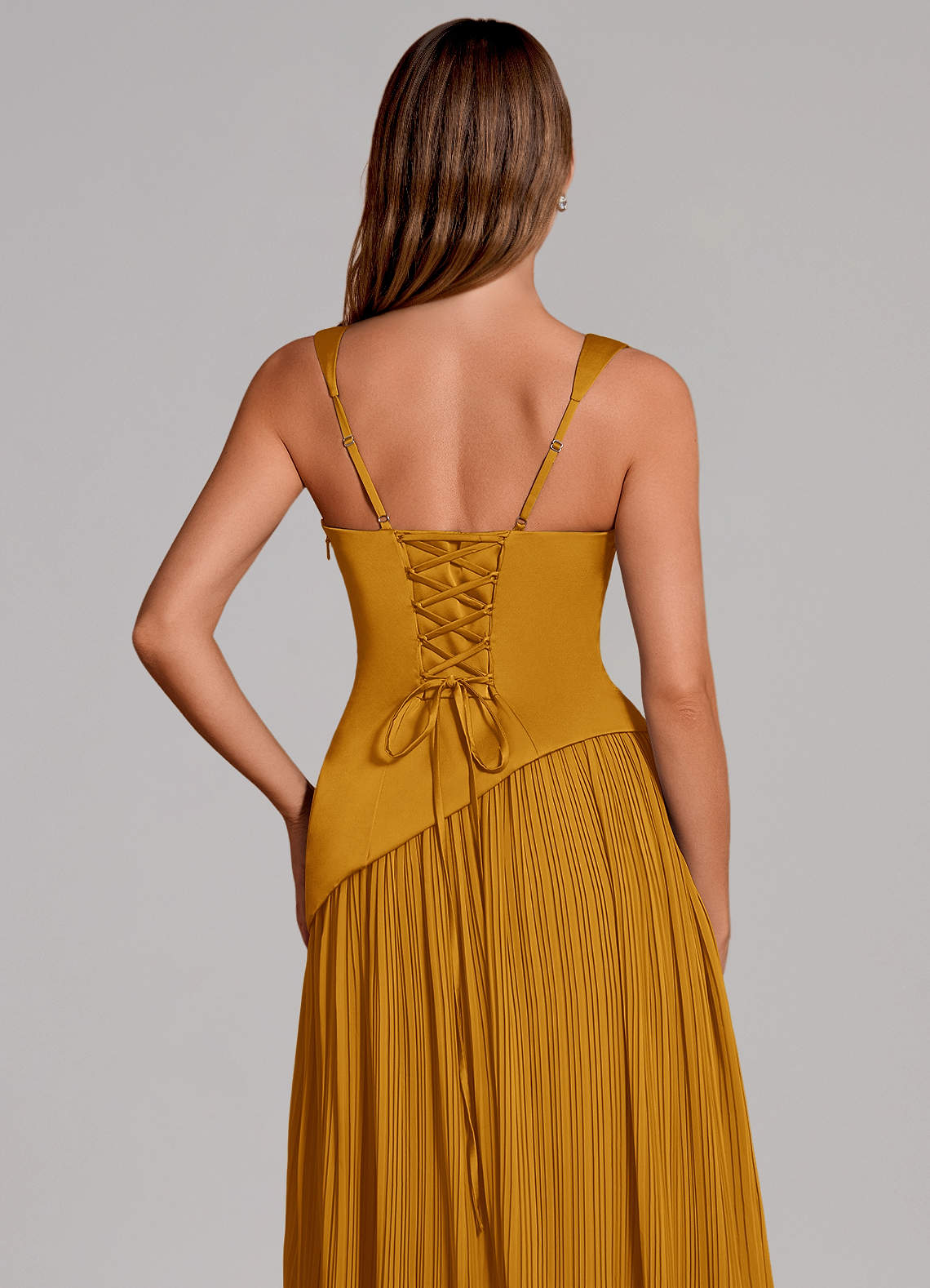 Azazie Stephanie Vestidos de madrinha de casamento Vestido Caramelo de Cetim elástico de Linha A com Plissado image1