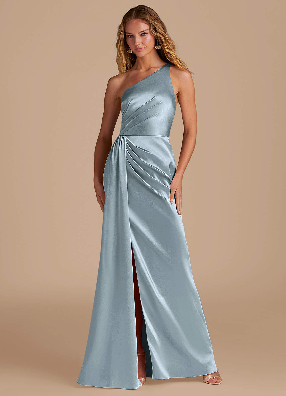 Azazie Mika Brautjungfernkleider Etui One-Shoulder Metallischer Satin Kleid Staubblau image1