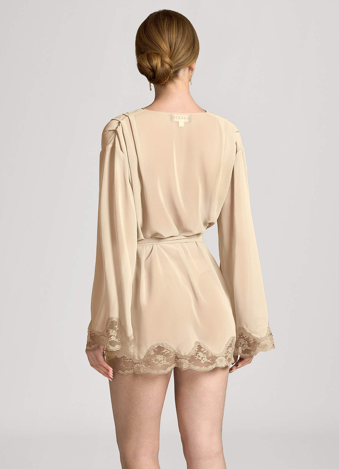 front Chiffon morgenkåbe med kamsløjfe og blondekant