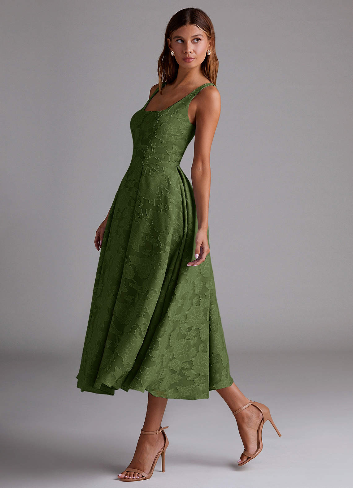 Azazie Amalie Vestidos de madrinha de casamento Vestido Oliva de Esgotamento Floral de Linha A com Plissado image3