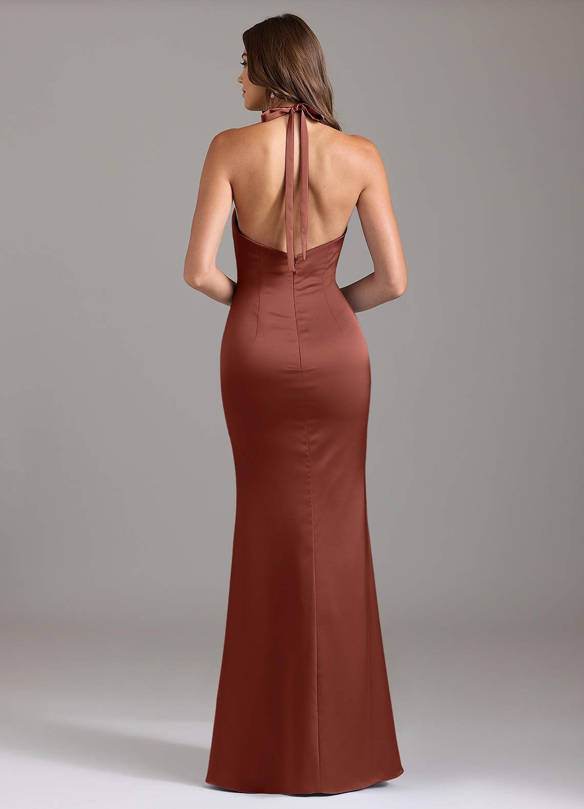 Azazie Valerie Jurken voor bruidsmeisjes Jurk van Stretch Satijn met Zeemeermin Geplooid Kastanjebruin image1