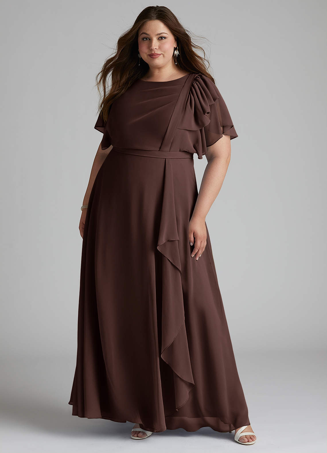 Azazie Aaliyah Bescheiden Bruidsmeisjekleding A-Lijn Bocht Gevouwen Chiffon Vloerlengte Jurk image5