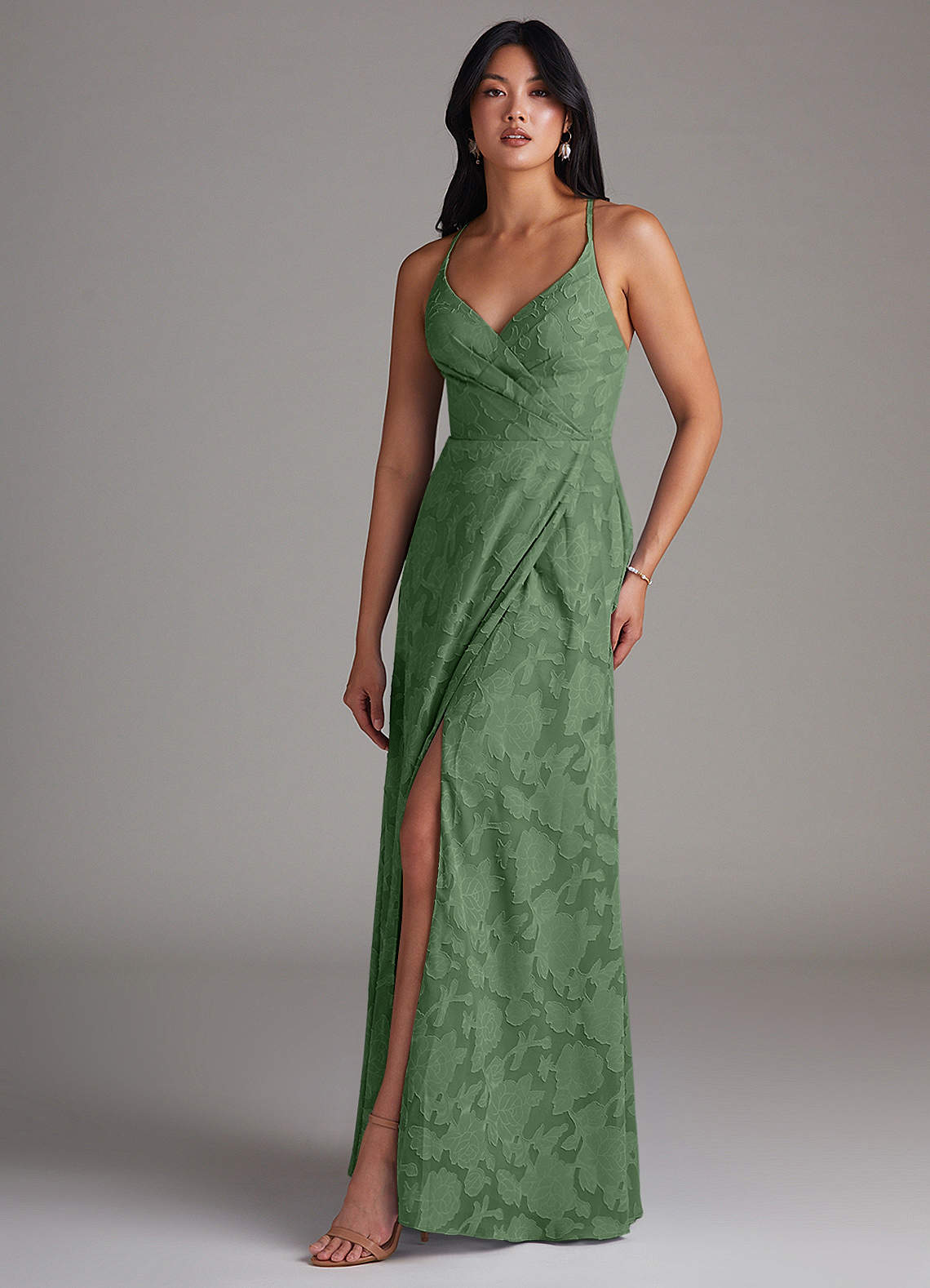 Azazie Davis Brautjungfernkleider A-Linie Plissee Blumen-Burnout Kleid Eukalyptus image1