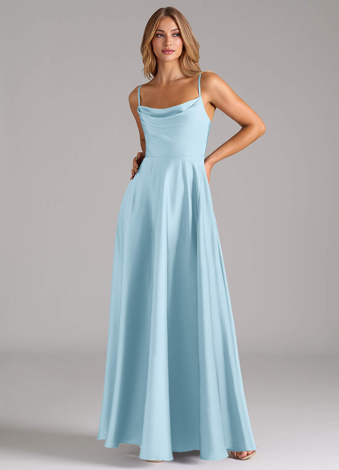 Azazie Elle Vestidos de damas de honor Vestido de Azul Cielo de Satén Elástico de Corte en A con Plisado image4