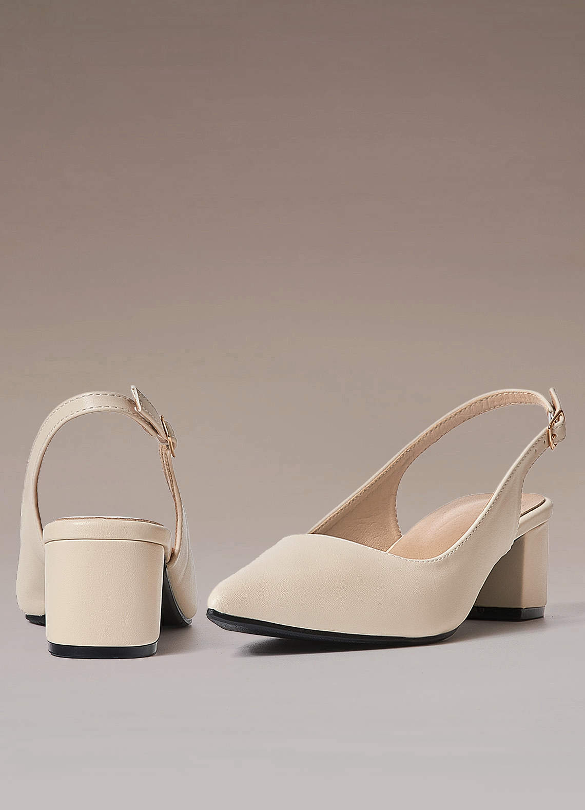 Pointed toe clearance block heel mules