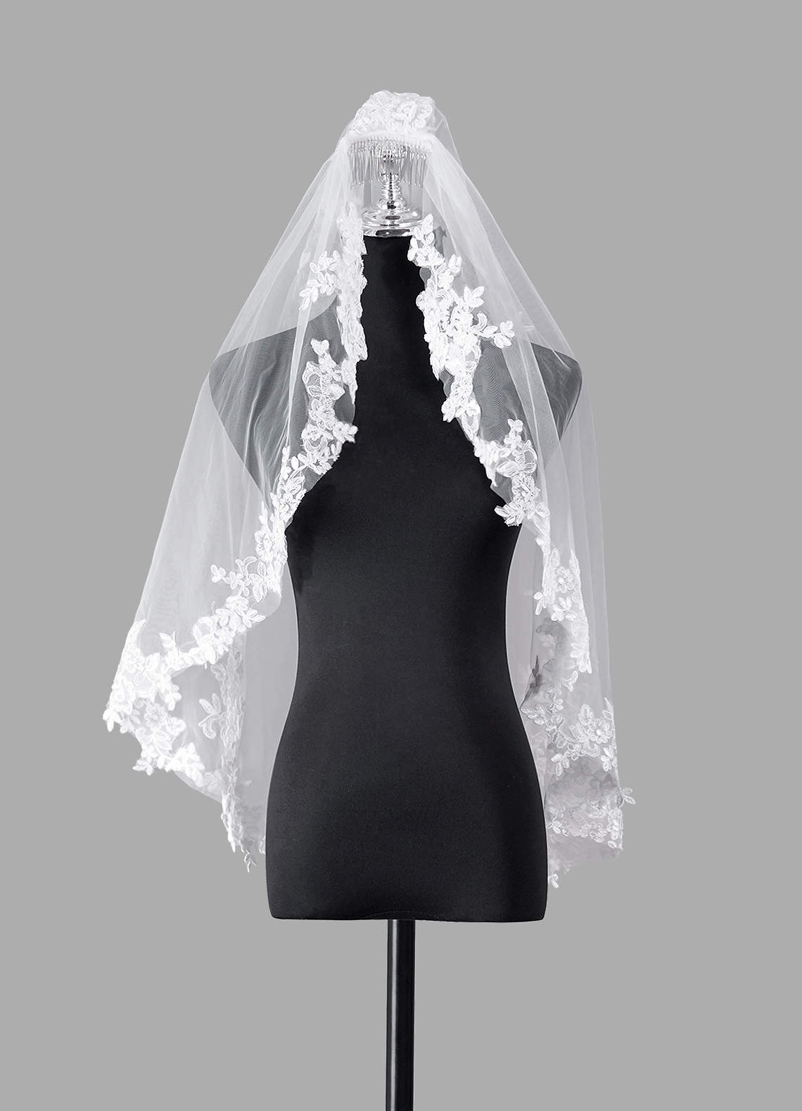 front Diamond and Lace Waist Veil