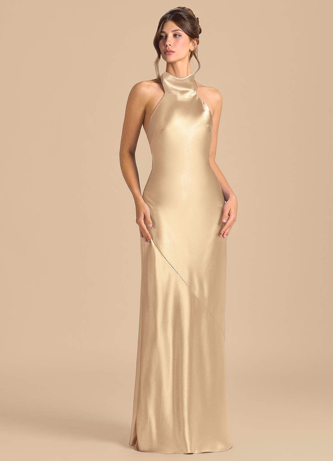 Azazie Velli Brudtärnklänningar Klä av Tubklänning i Metallisk satin Hög hals Guld image1