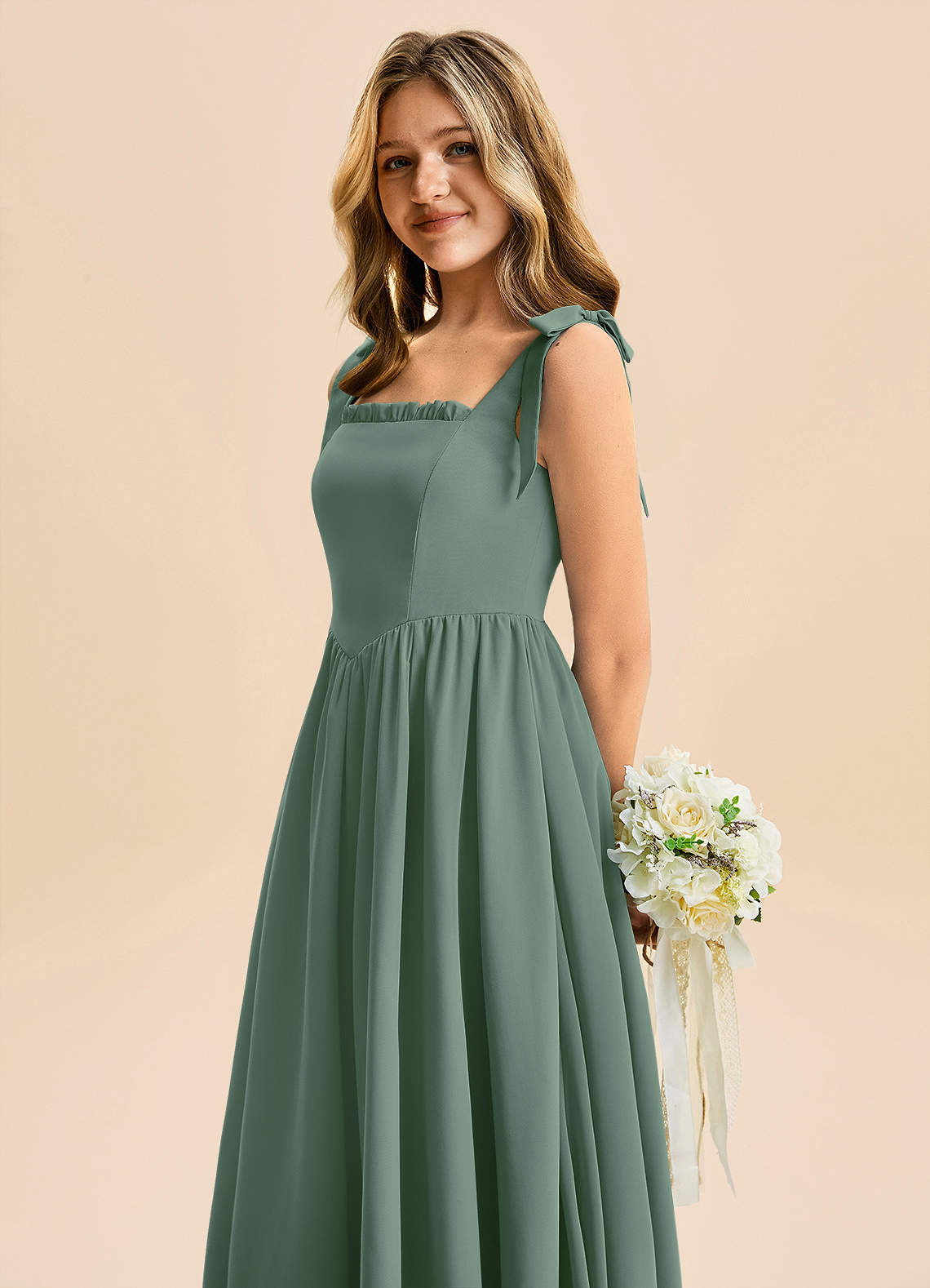 Azazie Delia Junior Abito A-Line in Chiffon Fiocco Eucalipto image6