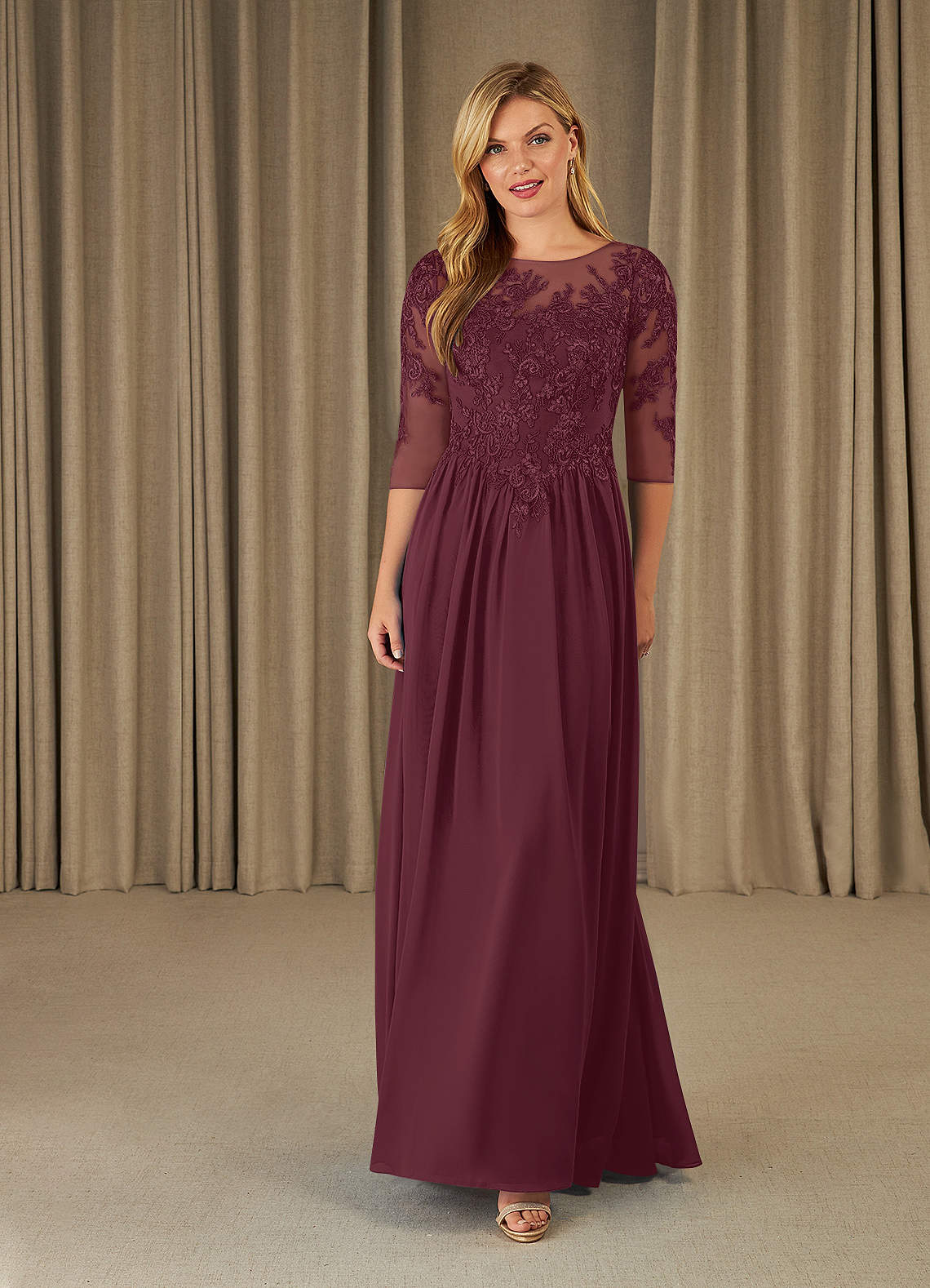 Azazie Mirielle vestidos de madre de la novia Vestido de Cabernet de Gasa de Corte En A con Encaje Scoop image1