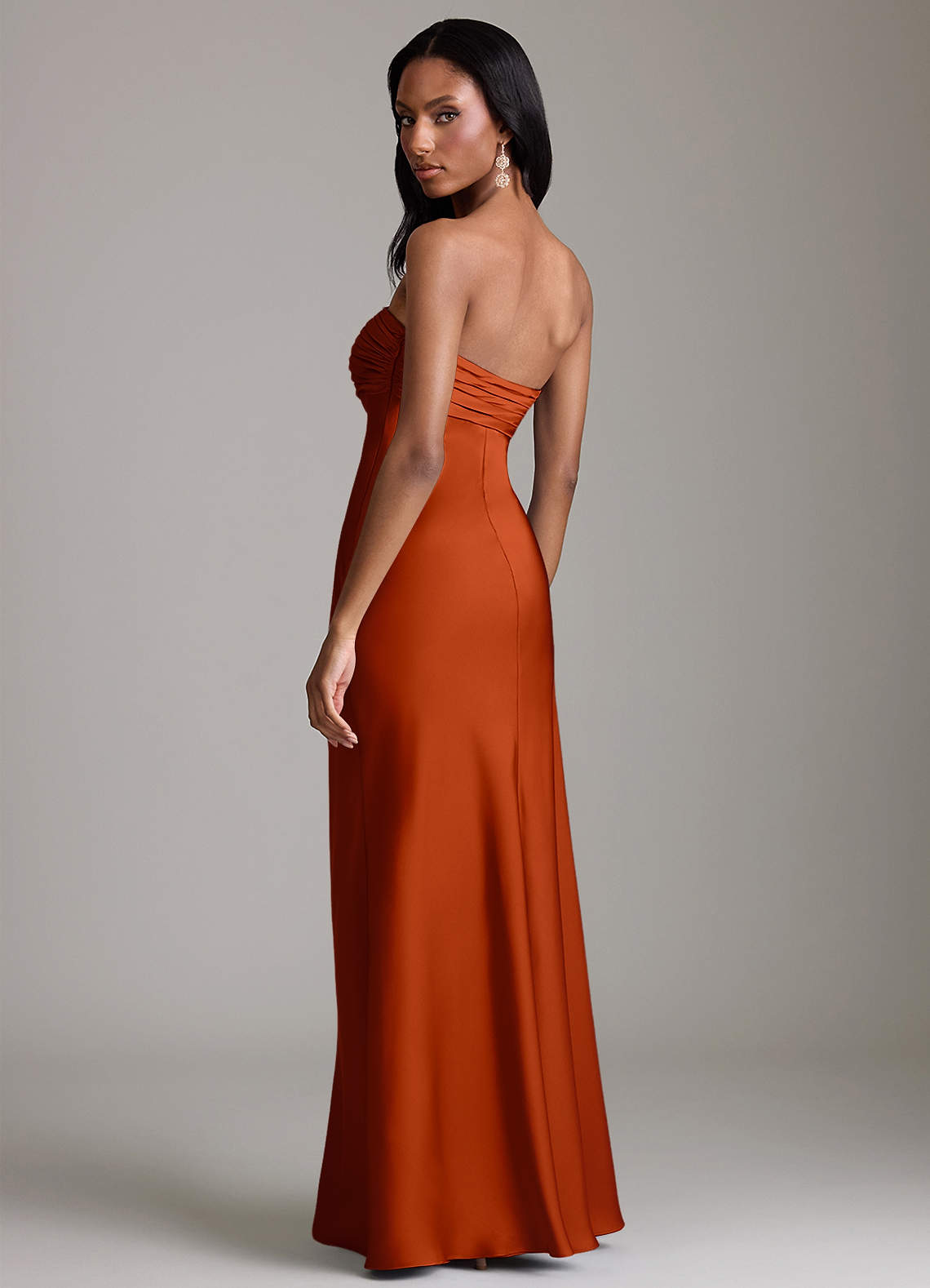 Azazie Saylor Vestidos de madrinha de casamento Vestido Páprica de Cetim elástico de sereia com Sem Alças image4