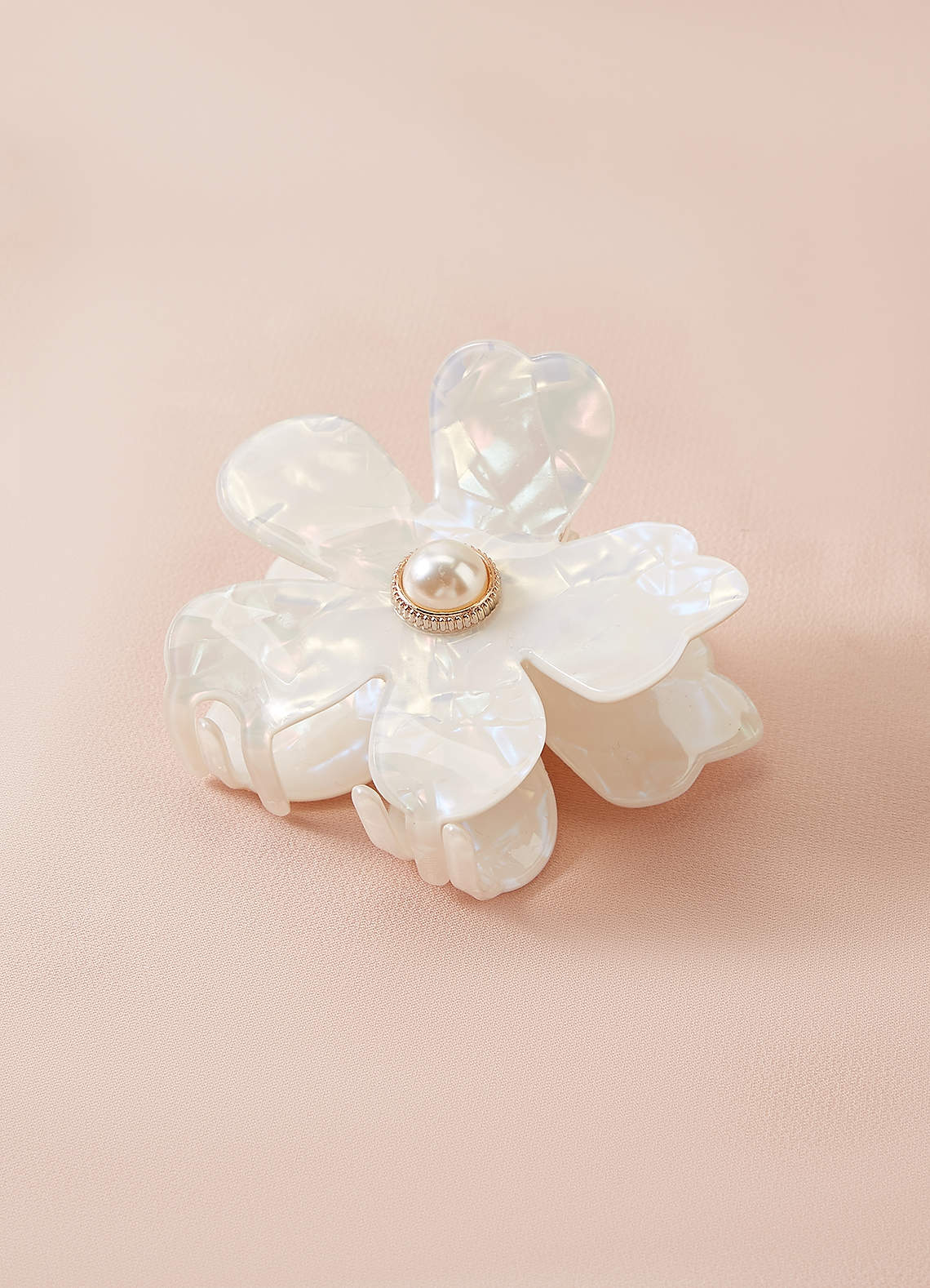 front Iridescent Pearl Flower Claw Clip