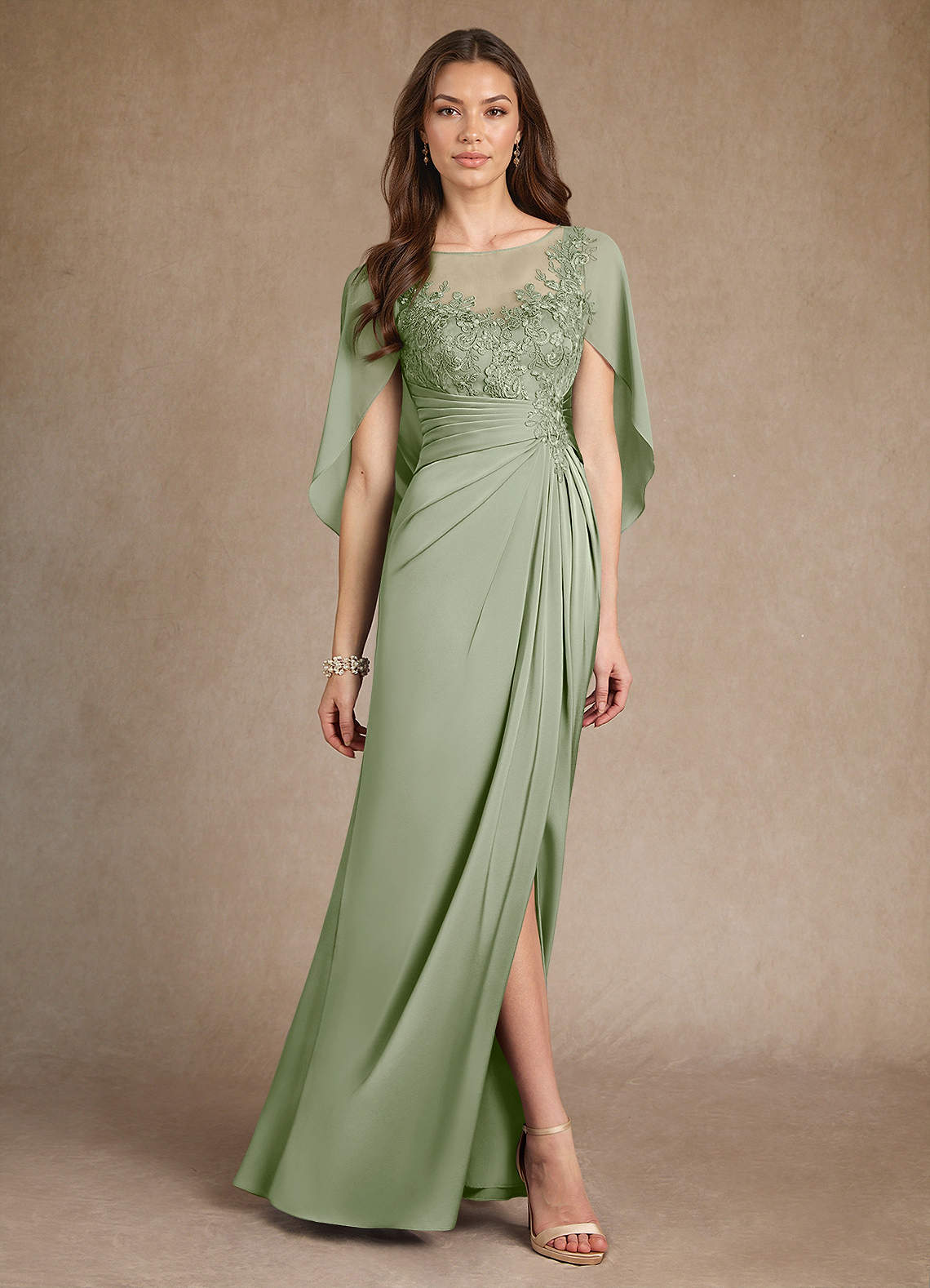 Azazie Hera vestidos de madre de la novia Vestido de Salvia Polvorienta de Satén Elástico de Corte En A con Encaje image3