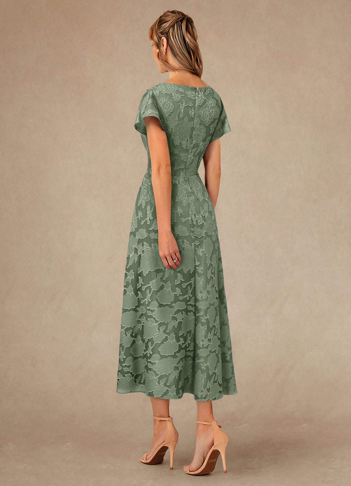 Azazie Vera vestidos de madre de la novia Vestido de Matcha de Devorado Floral de Corte En A con Plisado image2