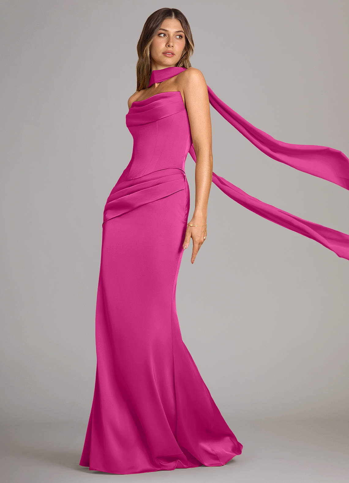 Azazie Sorrel Vestidos de damas de honor Vestido de Fucsia de Satén Elástico de Corte Sirena Convertible con Sin tirantes image3