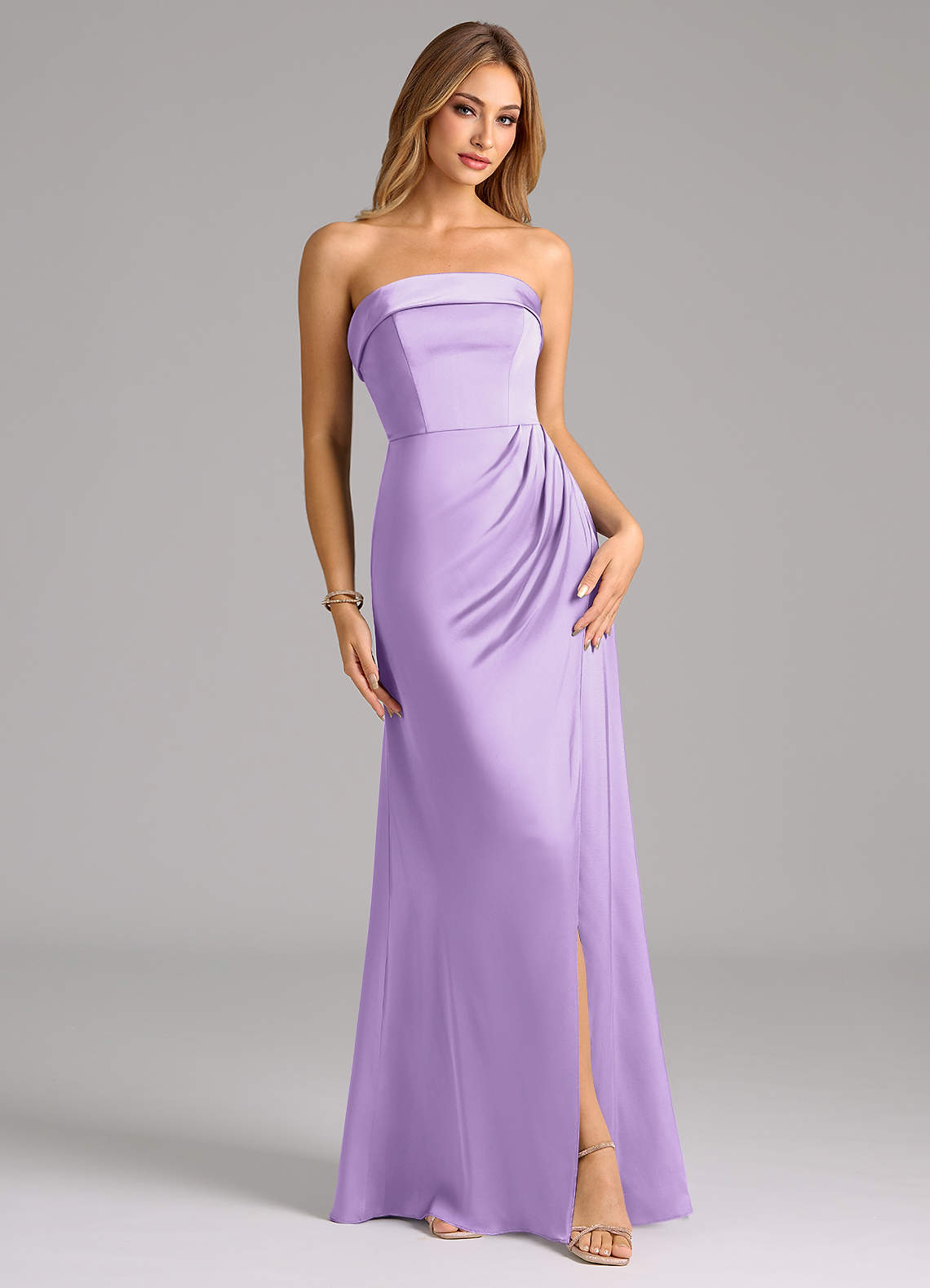 Azazie Aretha Vestidos de damas de honor Vestido de Lila de Satén Elástico de Corte en A Convertible con Sin tirantes image1