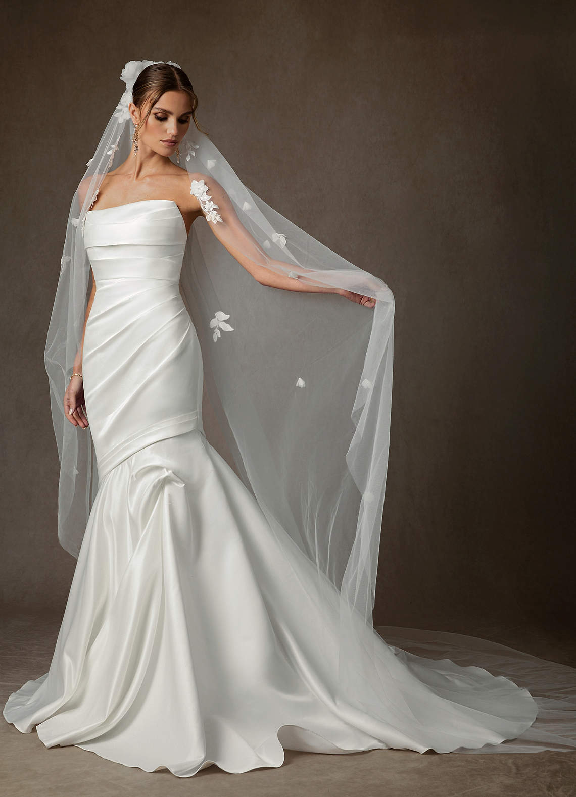 front The Garden Tiers 3D Floral Chapel Veil