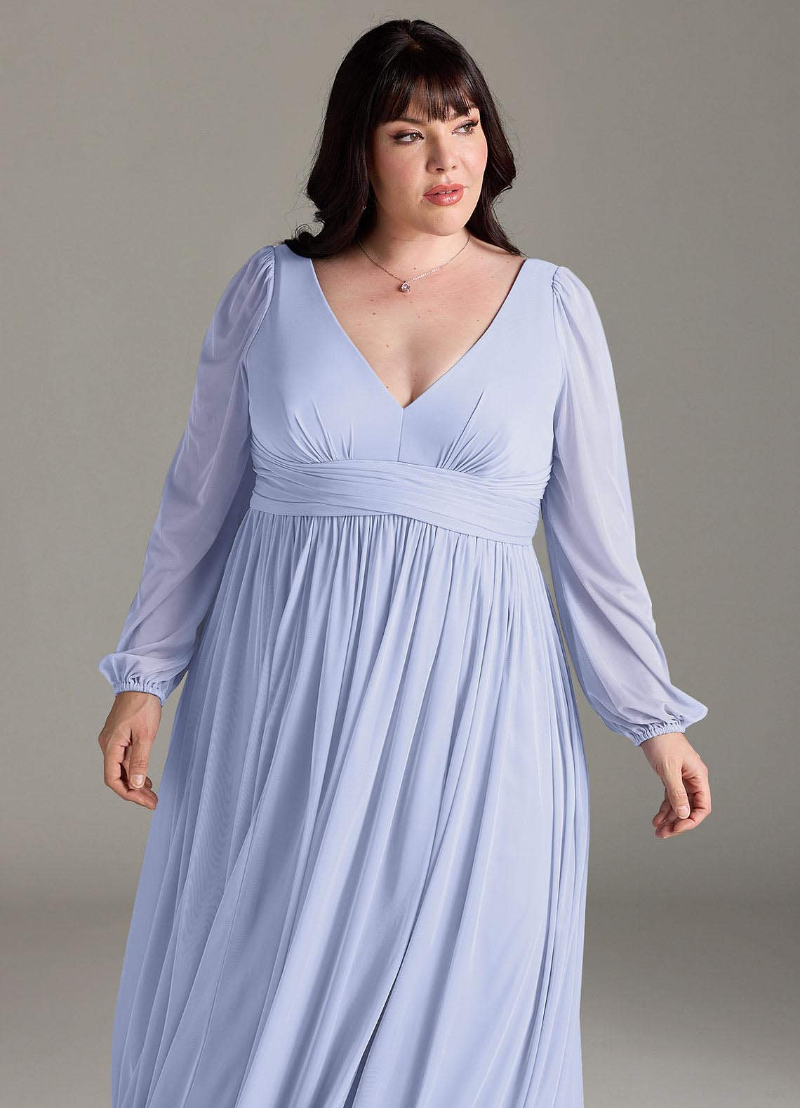 Azazie Norah Vestidos de damas de honor Vestido de Lavanda de Gasa de Corte en A con Manga larga con cuello en V image11